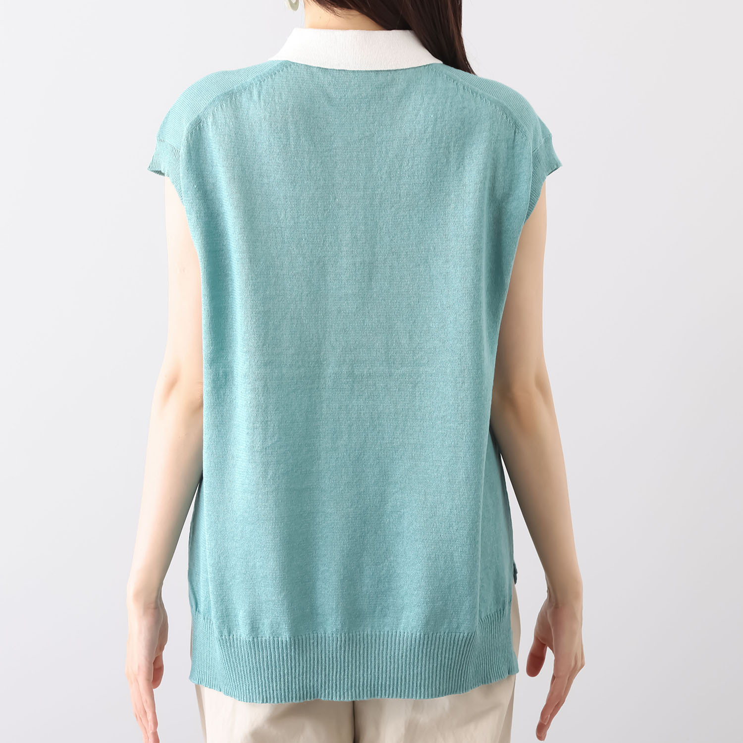 スピンブルー イタリア・ リニフィッチオ社製 蘇った奇跡のリネン 配色襟 ニットプルオーバー