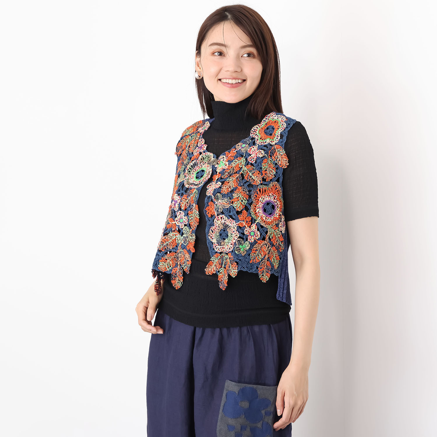 エム　アンド　キョウコ 刺しゅうベスト