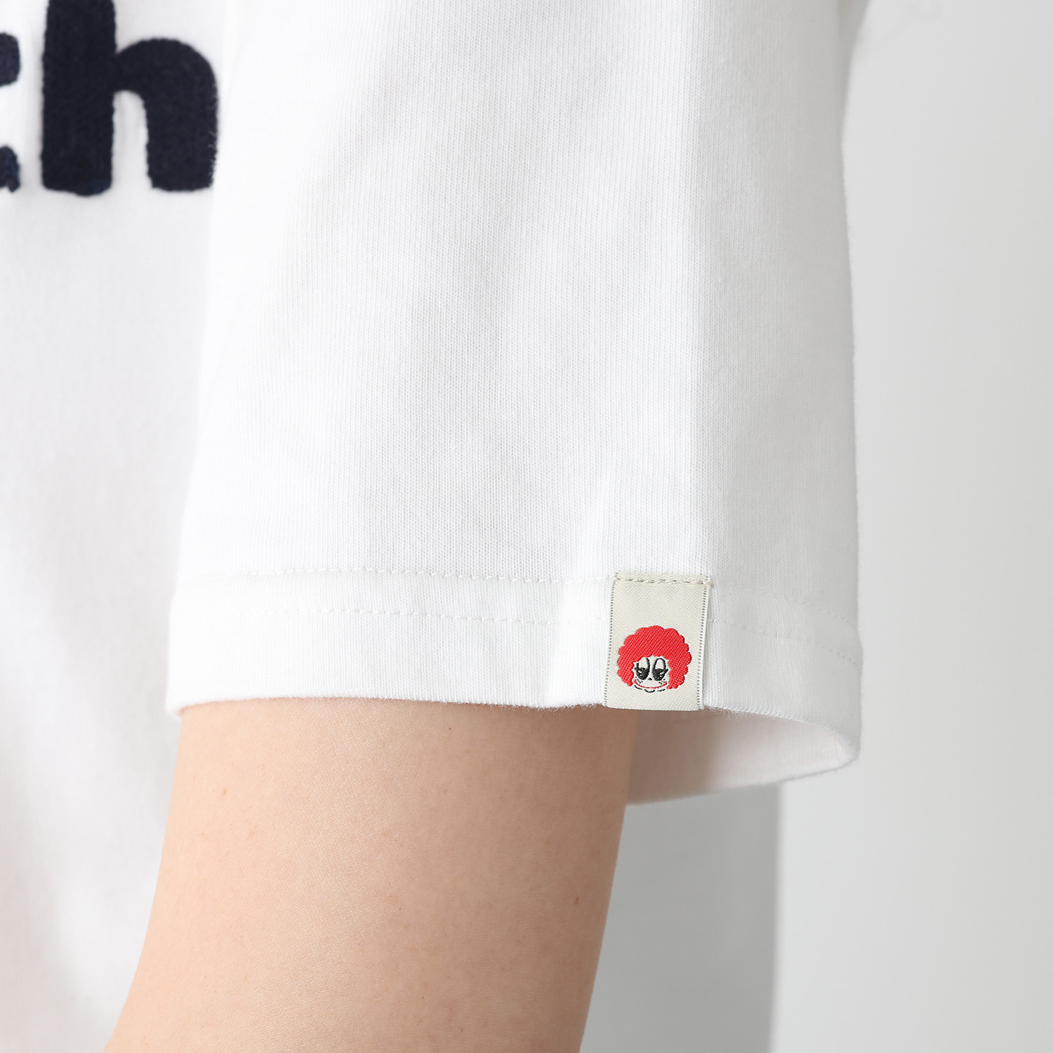 ベティスミス チェーン刺しゅう Ｔシャツ ＜ユニセックス＞