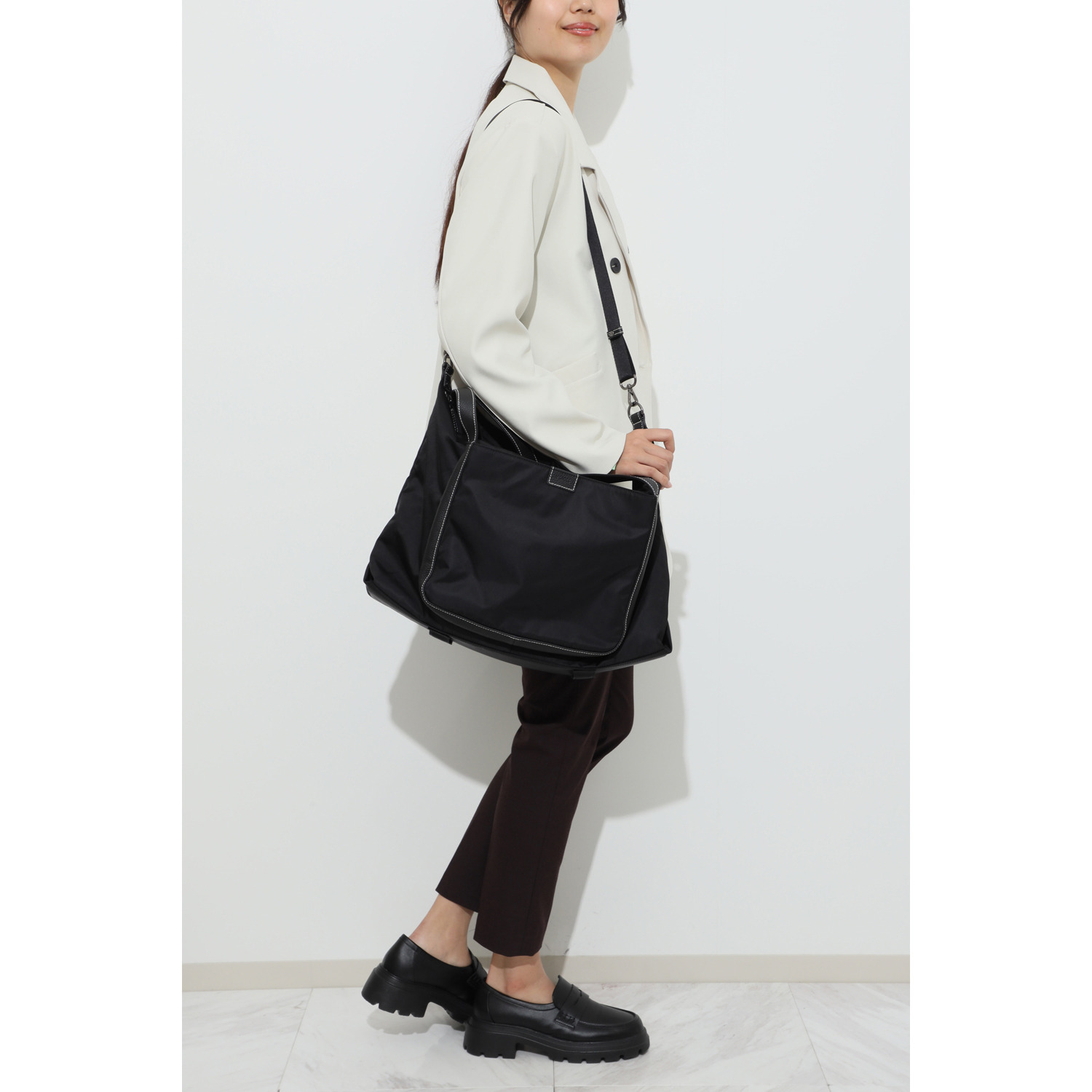 イザック ブランド誕生４０周年 復刻モデル はっ水ナイロン ビッグポケット ２ウェイボストンバッグ