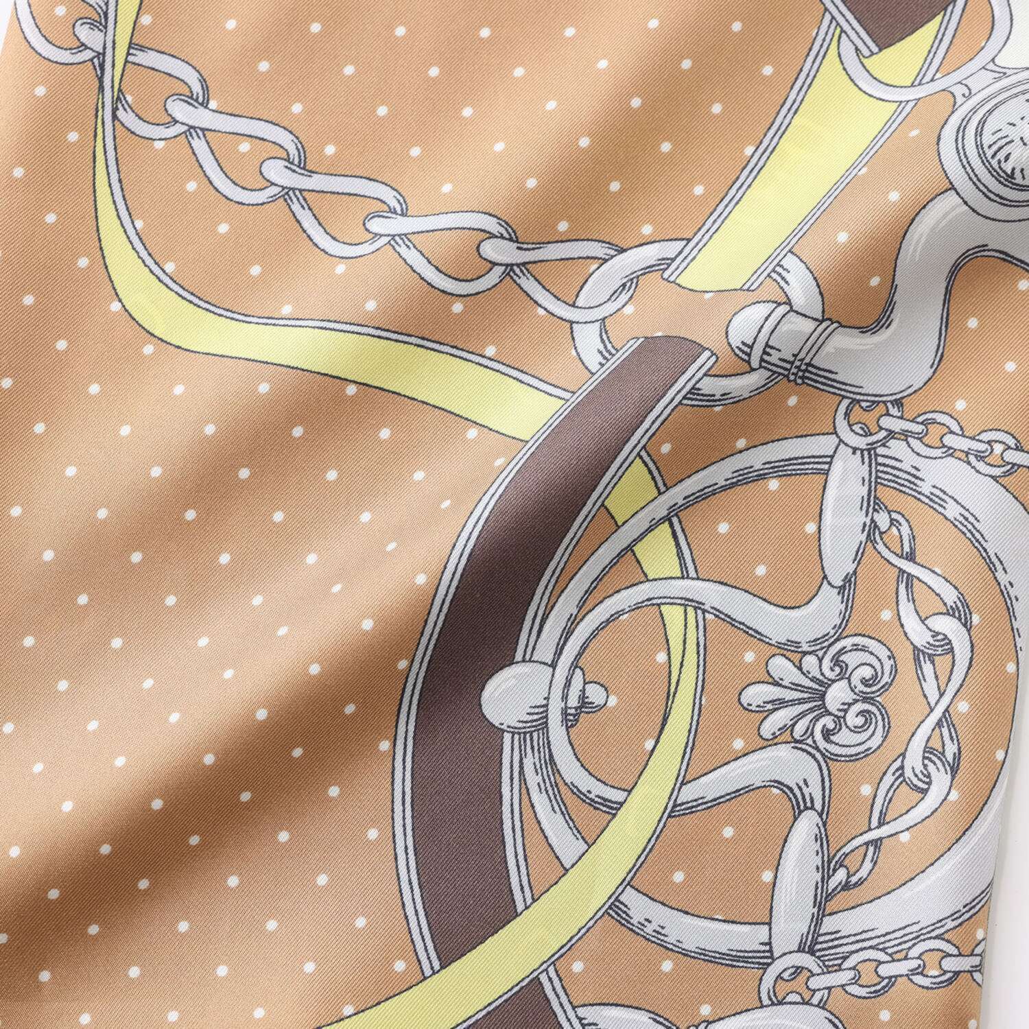 アズイズ　ビーマイセルフ バイ　ネイチャーズ シルク１００％ リバーシブル ベルト柄 剣先スカーフ