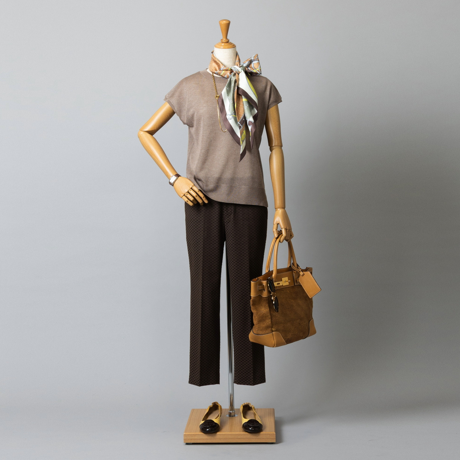 アズイズ　ビーマイセルフ バイ　ネイチャーズ シルク１００％ リバーシブル ベルト柄 剣先スカーフ