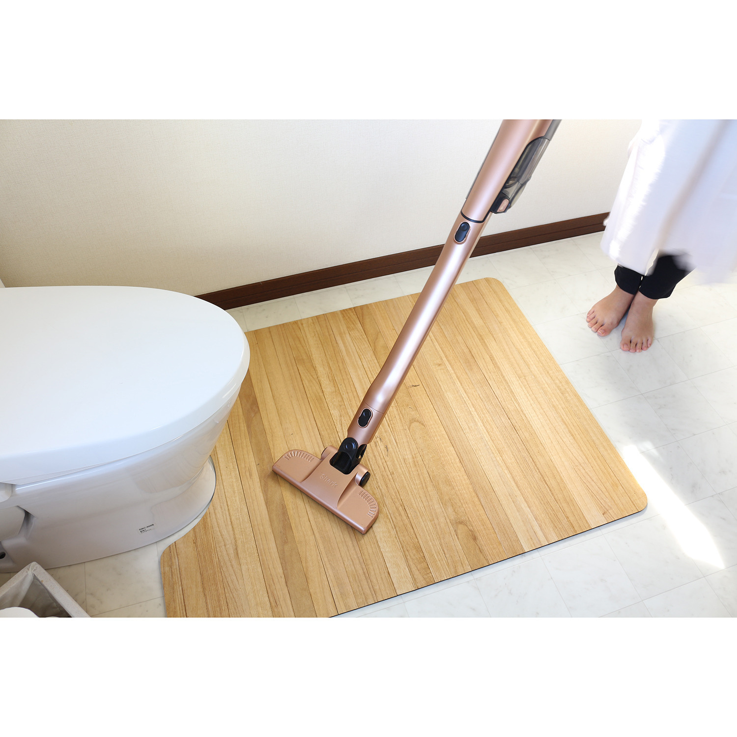 ｋｉｒｉｓａｉ 桐のはっ水・消臭 トイレマット ＜８０×１０５ｃｍ＞