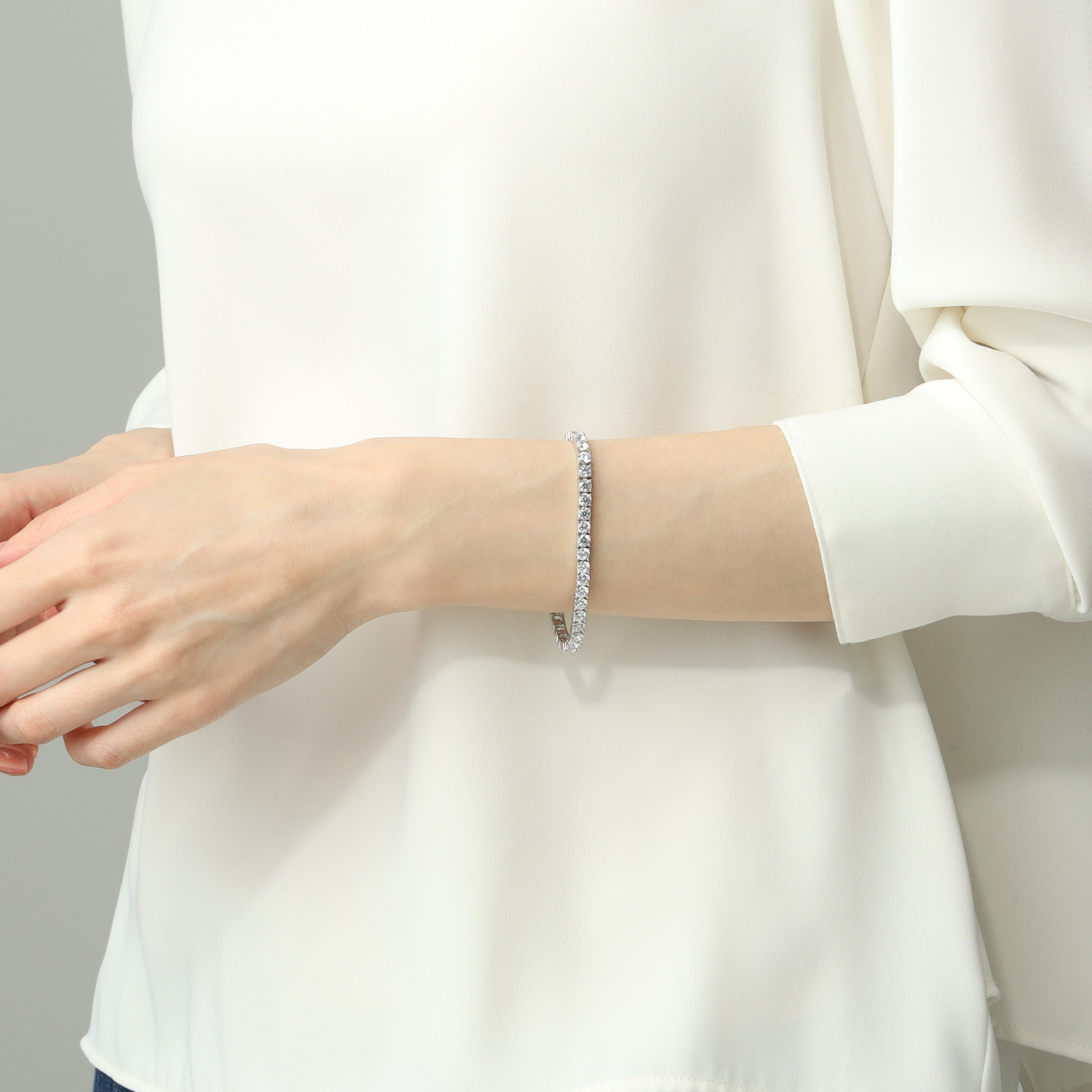 ニューヨークからの贈り物 シルバー　ＣＺ ニューヨーク・ エクセプショナル・ カット（Ｒ） テニスブレスレット