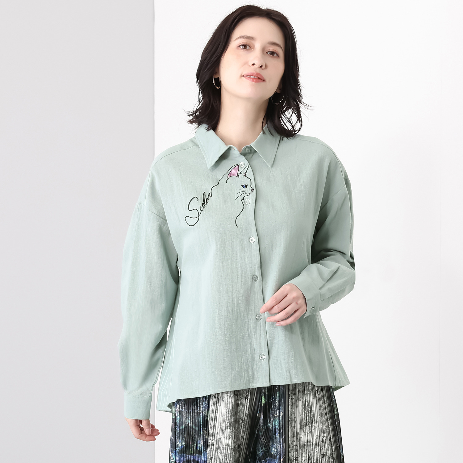 スカラー ネコ刺しゅう ストライプ切替 シャツ