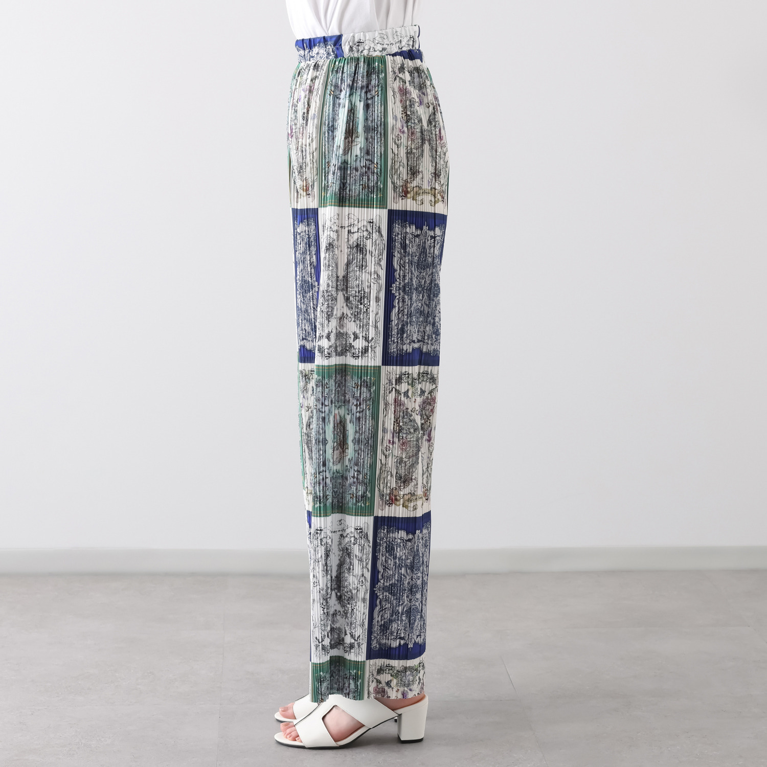 スカラー スカーフ柄 プリーツパンツ