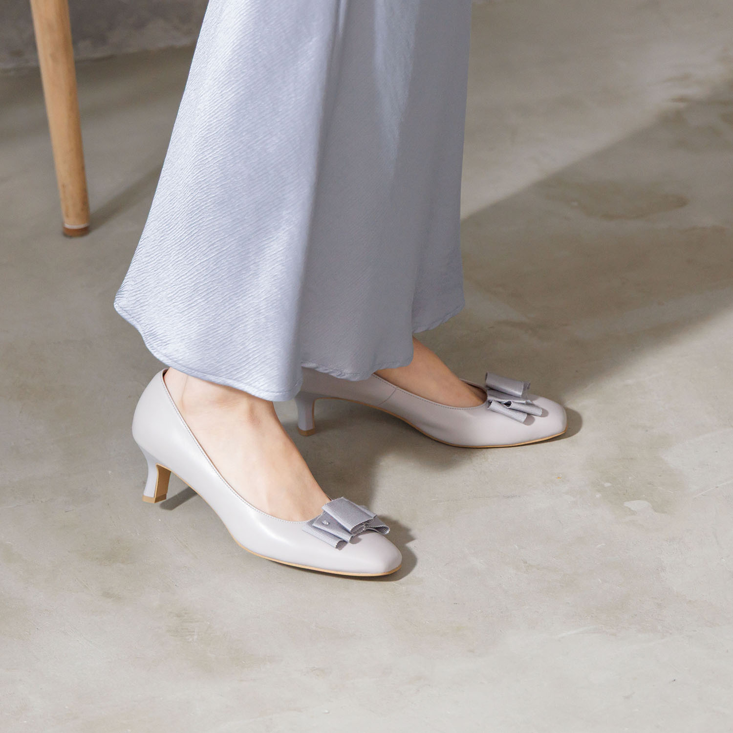 卑弥呼 リボンモティーフ パンプス