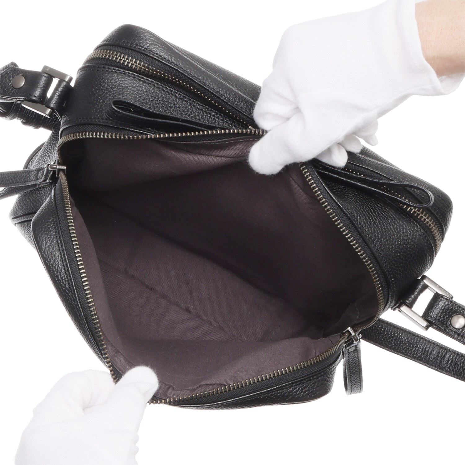 タマミ　ワタナベ 牛革型押し ショルダーバッグ “パンドミーフォーミー”