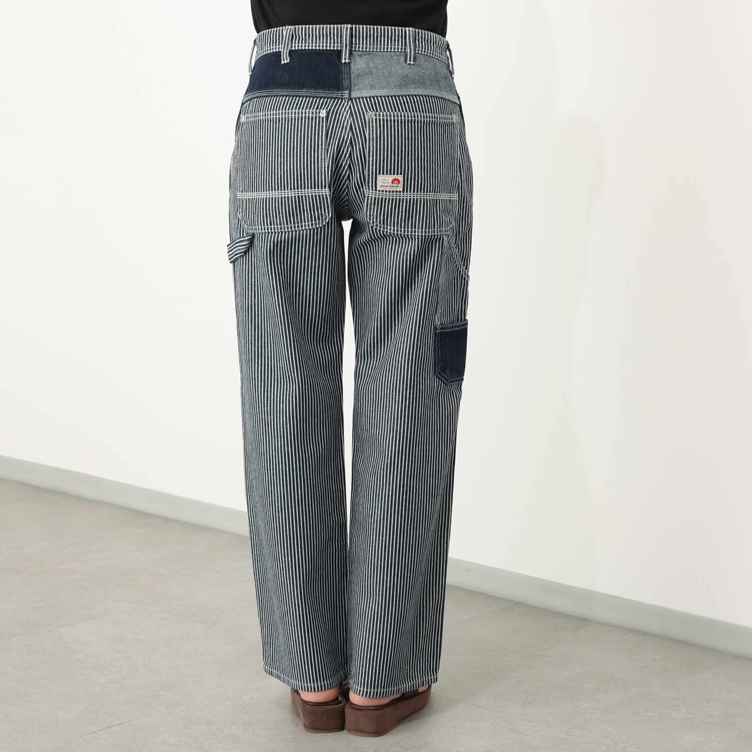 ベティスミス ルーズストレート デニムパンツ