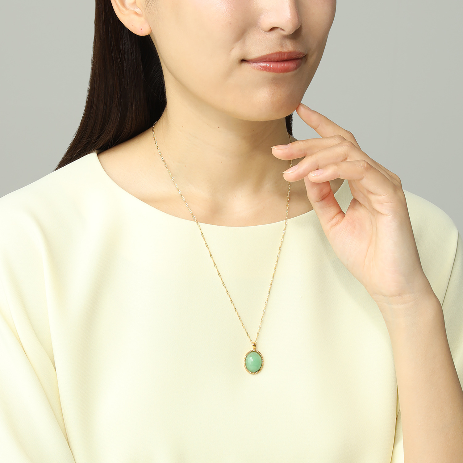グランシフォレ 翡翠 オーバルカボション ペンダント
