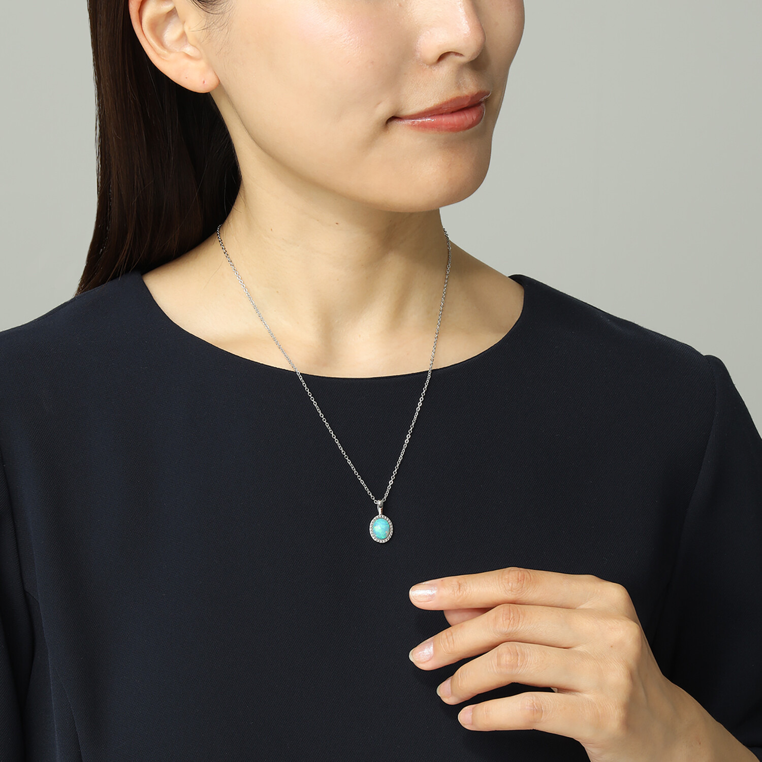 グランシフォレ オパール オーバルカボション ペンダント