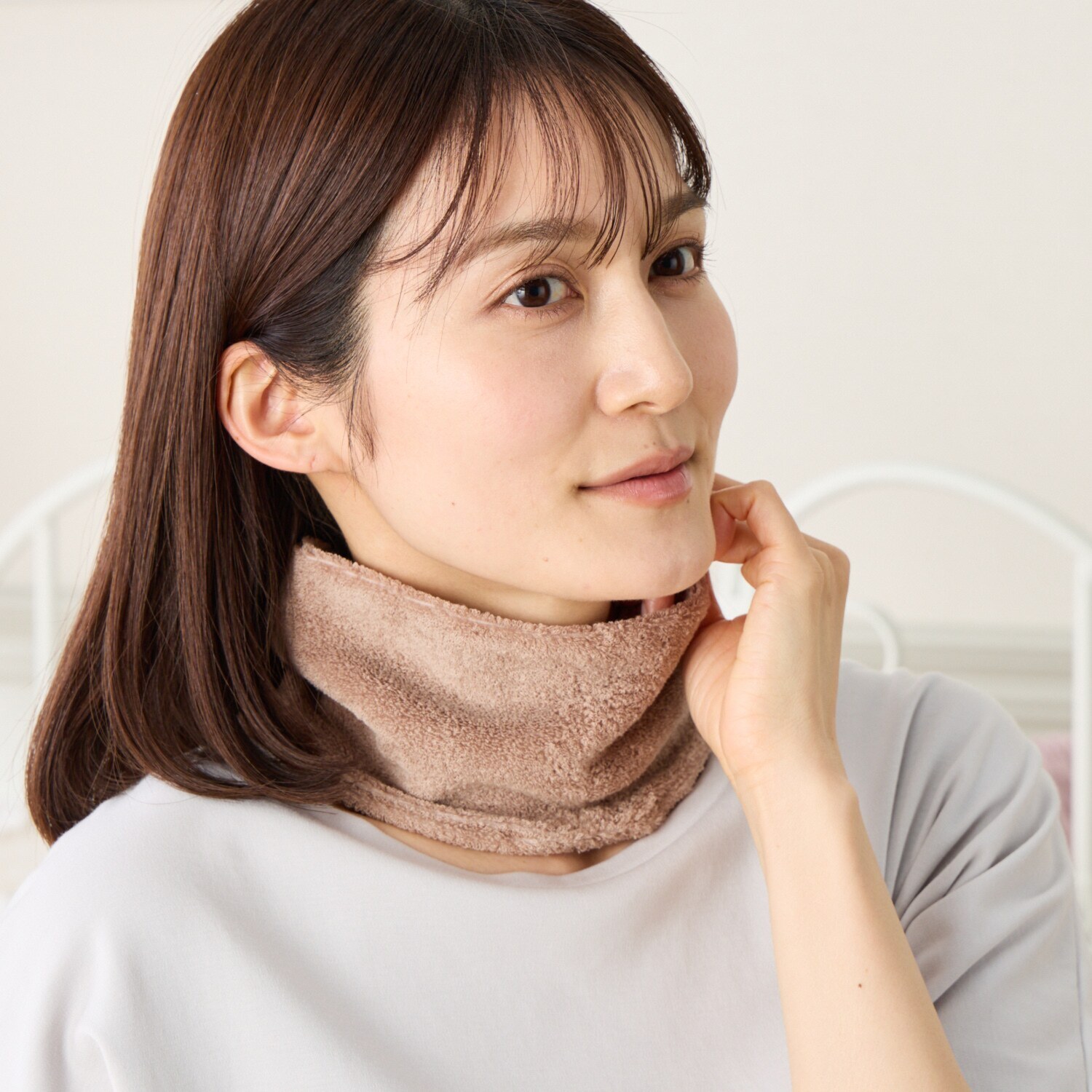 ミーテ コットン＆シルク使用 柔らかなフィット感で 首周りを温める！ やわらかパイル ネックウォーマー