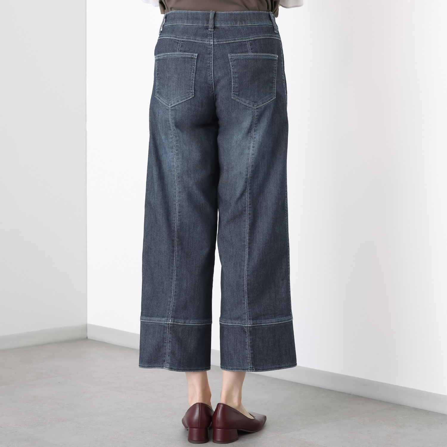 ノーボノーボ ホワイトヤーン ワイドデニムパンツ