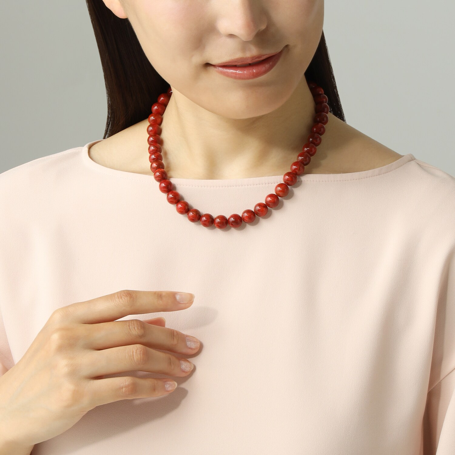 バイ　ネイチャー イソバナサンゴ 丸玉 ストレートネックレス