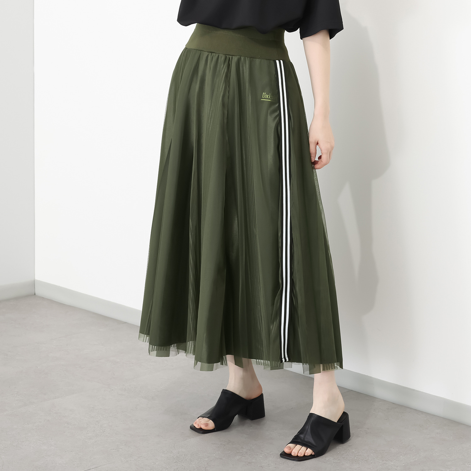 イクシーズ 透け感レイヤード サイドライン ロングスカート