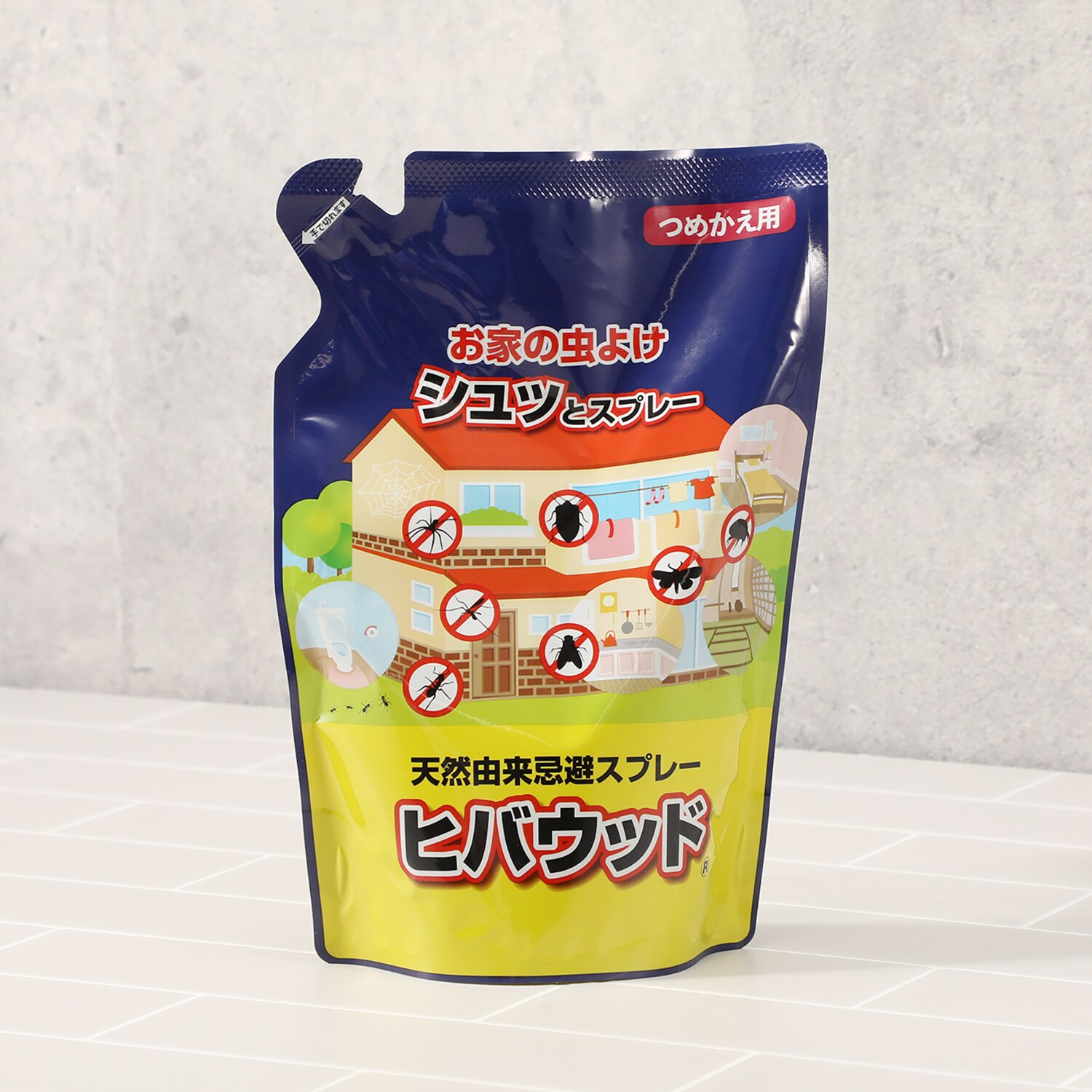 シュッとスプレーして 不快な虫を寄せつけない！ 天然（植物）由来成分の ヒバウッド 詰め替えトライアルセット