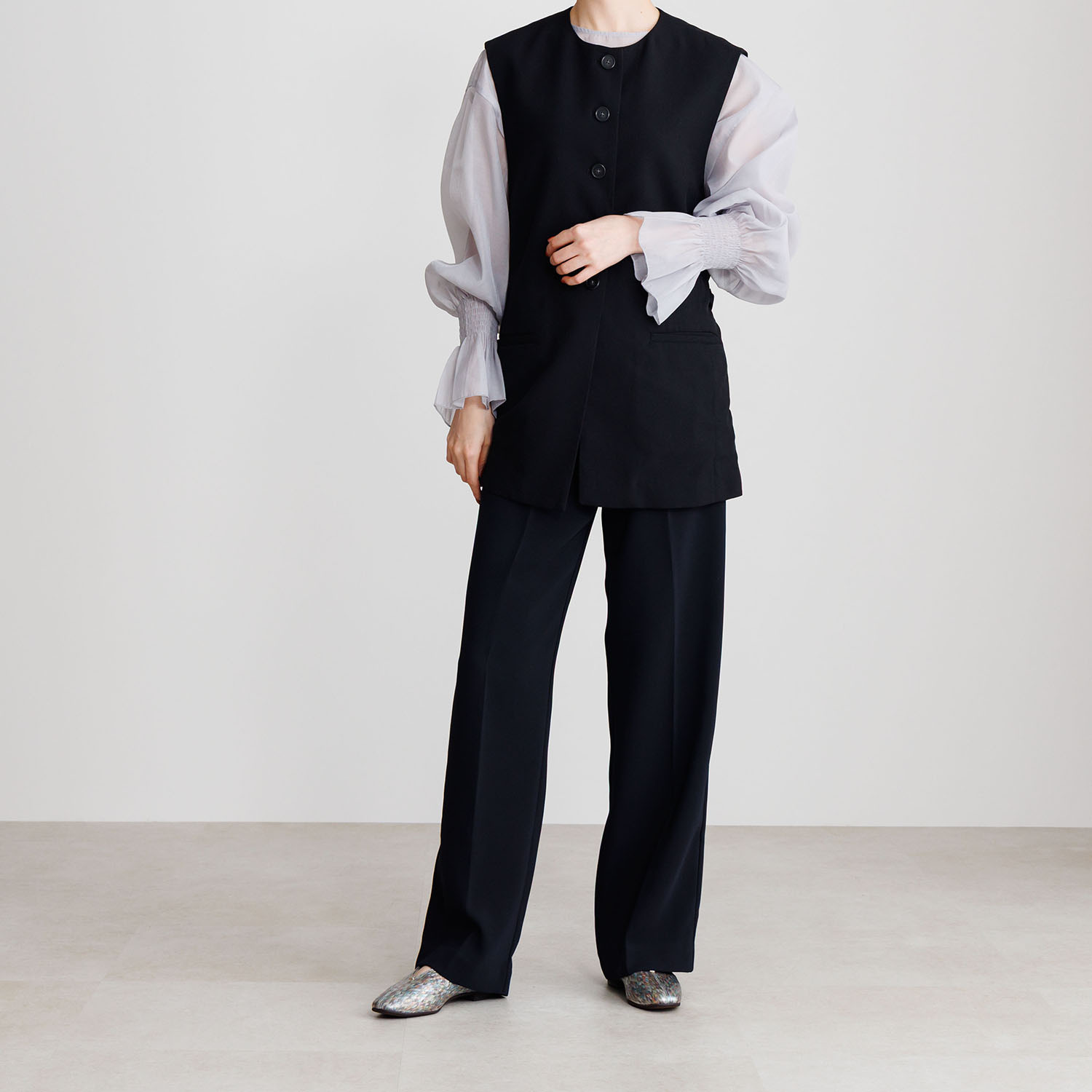 卑弥呼 日本製 本革 メタルポイント フラットパンプス