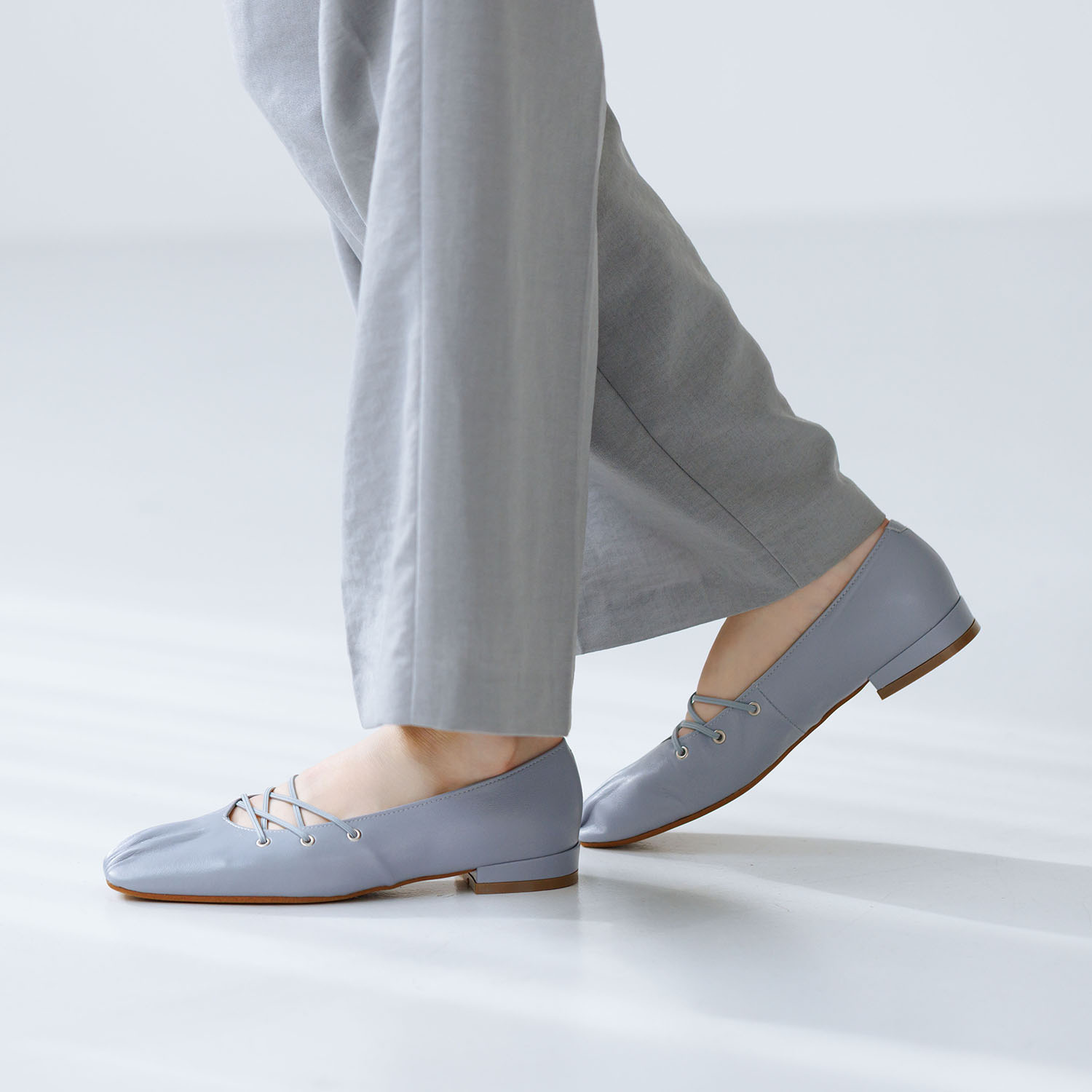 卑弥呼 日本製　本革 クロスゴム フラットパンプス