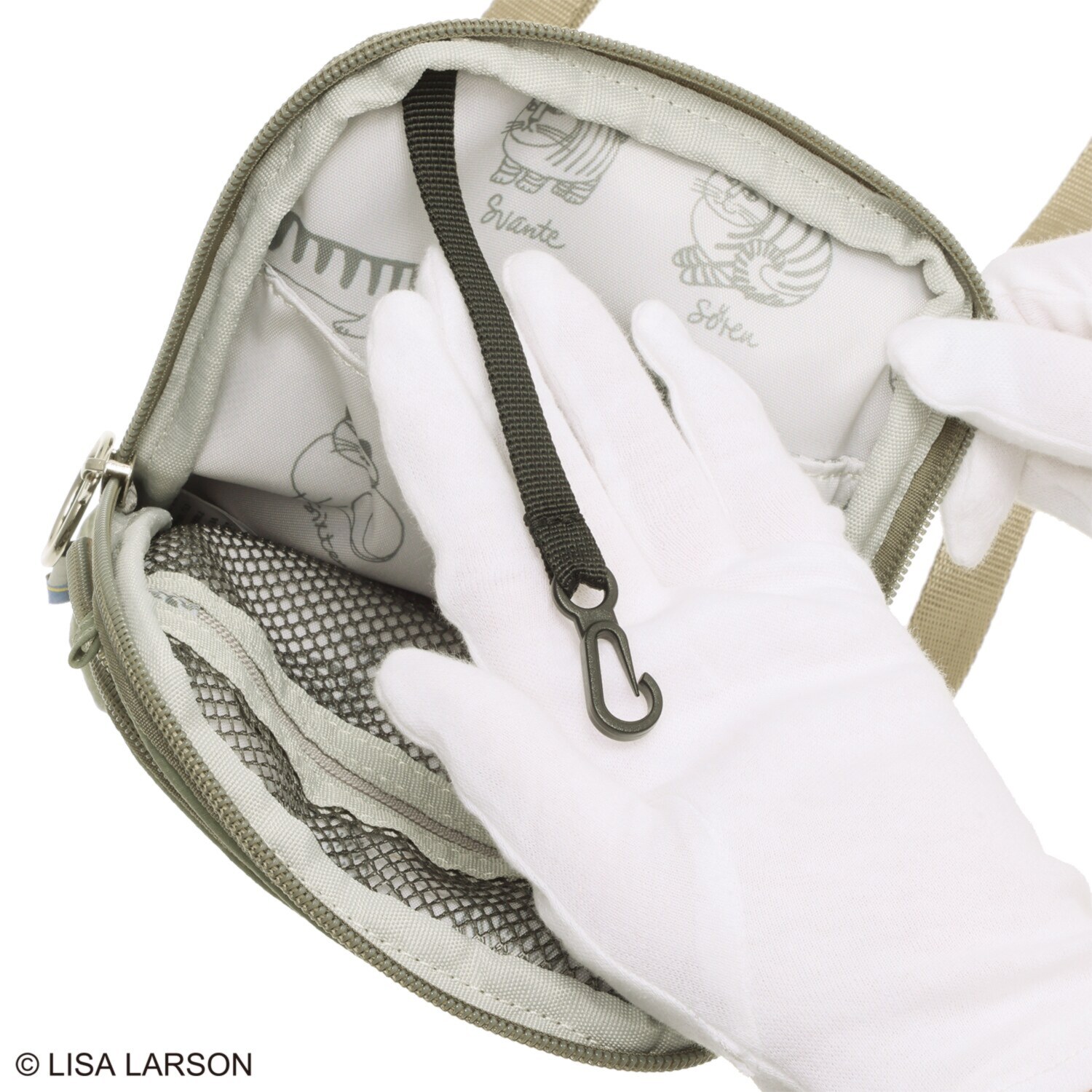 リサ・ラーソン はっ水軽量ナイロン スケッチねこたち ショルダーポーチ ＜ミニポーチ付＞