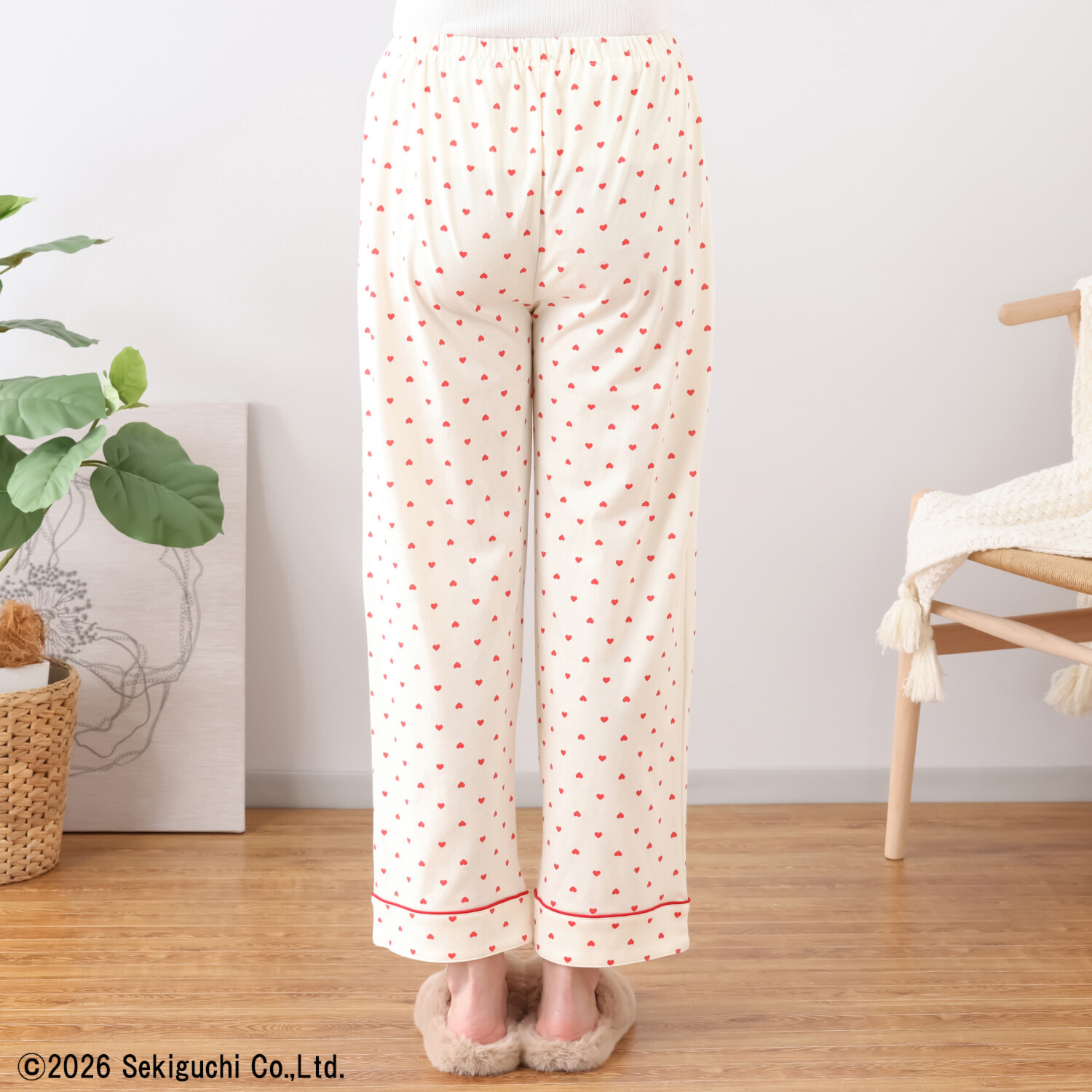 モンチッチ さらっと快適！ 柔らかカットソー ハートプリント モンチッチアクセント シャツスタイルパジャマ