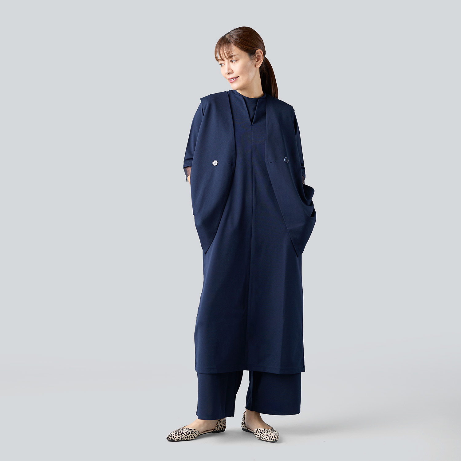 マンスリートライミー ドライタッチジャージー すっきりシルエット キーネックワンピース