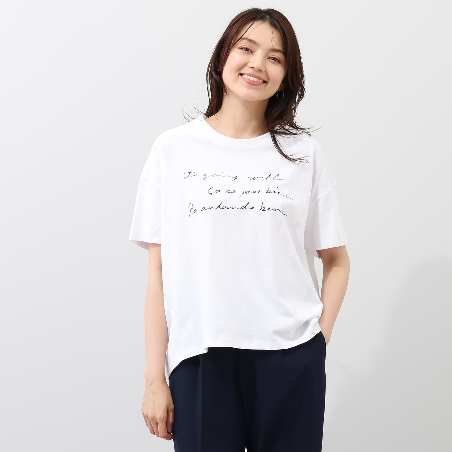ウノ・ウノ・ドゥーエ ゆったりシルエット オリジナル手書きロゴ プリントＴシャツ
