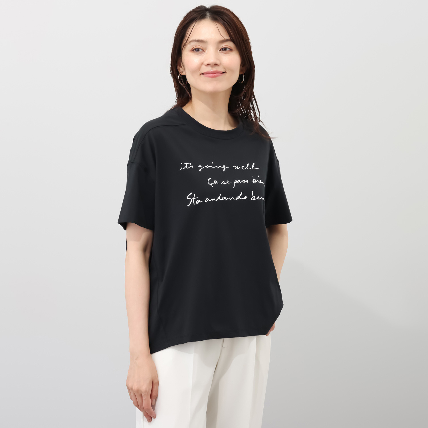 ウノ・ウノ・ドゥーエ ゆったりシルエット オリジナル手書きロゴ プリントＴシャツ