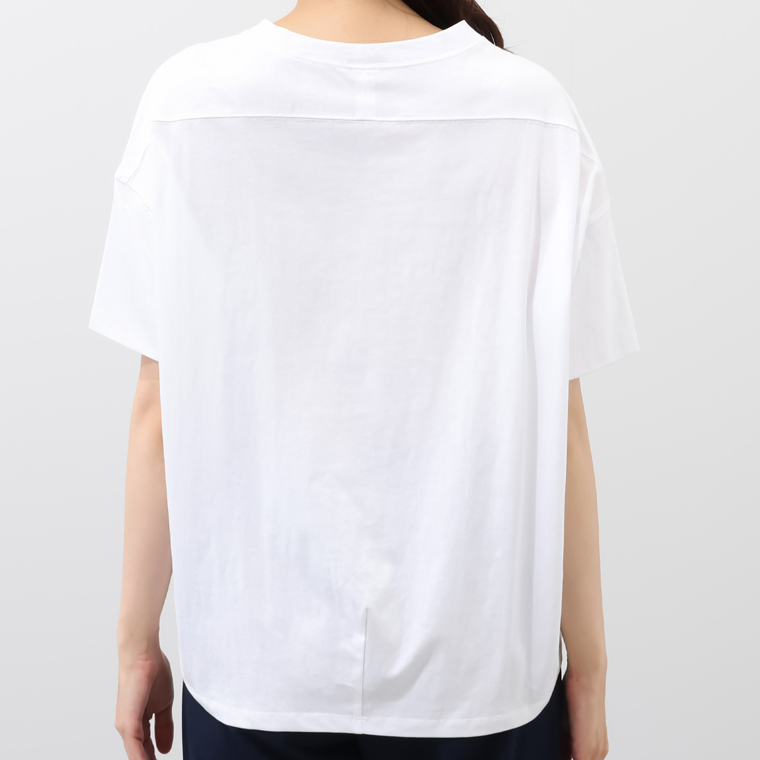 ウノ・ウノ・ドゥーエ ゆったりシルエット オリジナル手書きロゴ プリントＴシャツ