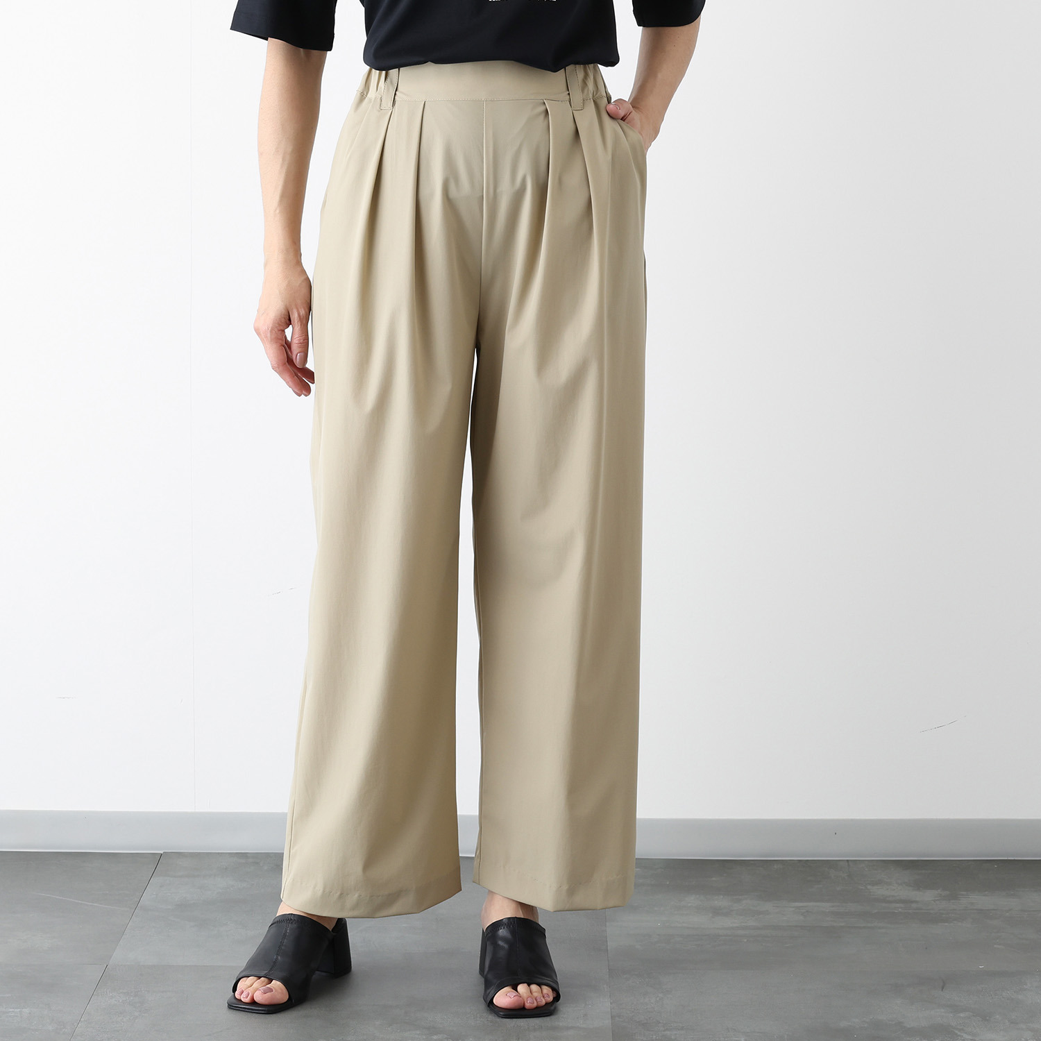 ハンチ ストレッチ ワイドストレートパンツ