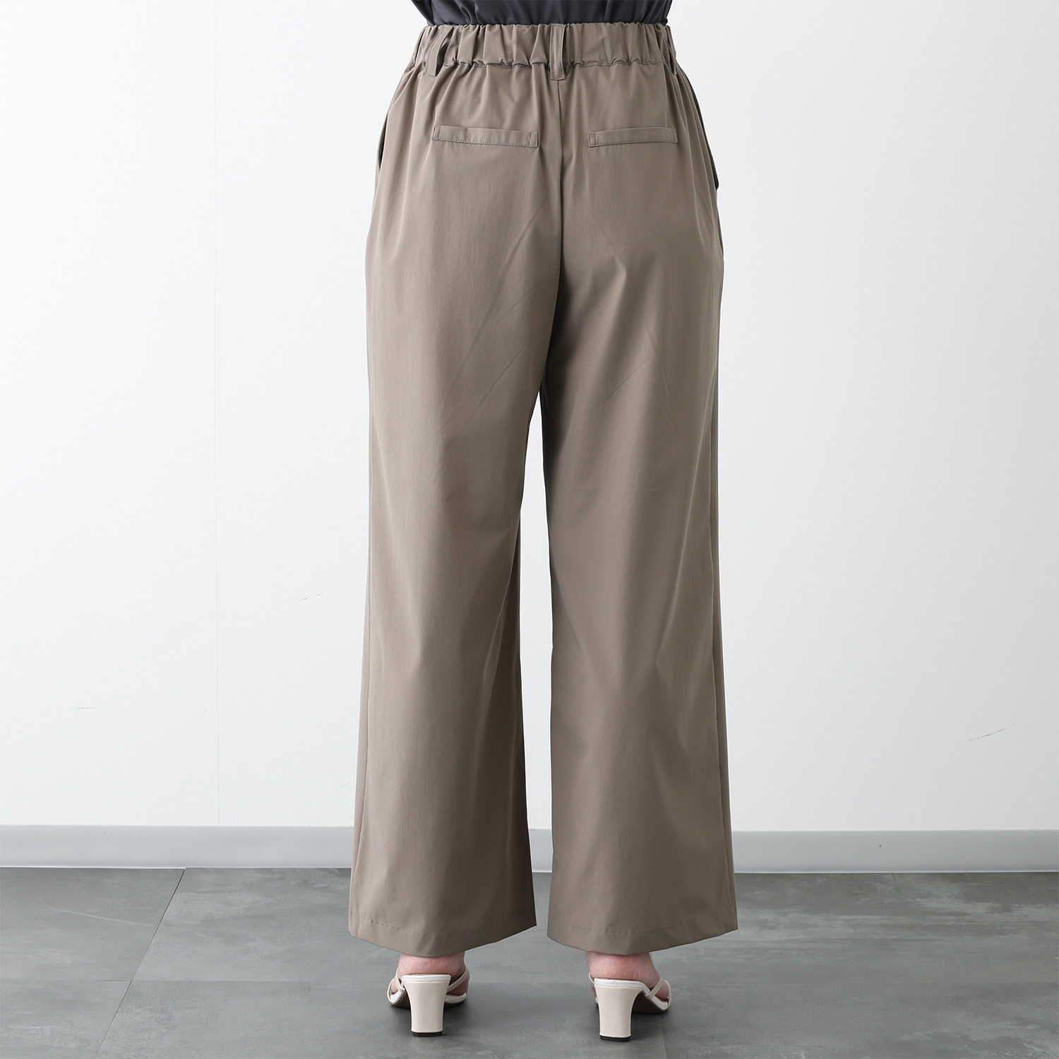 ハンチ ストレッチ ワイドストレートパンツ