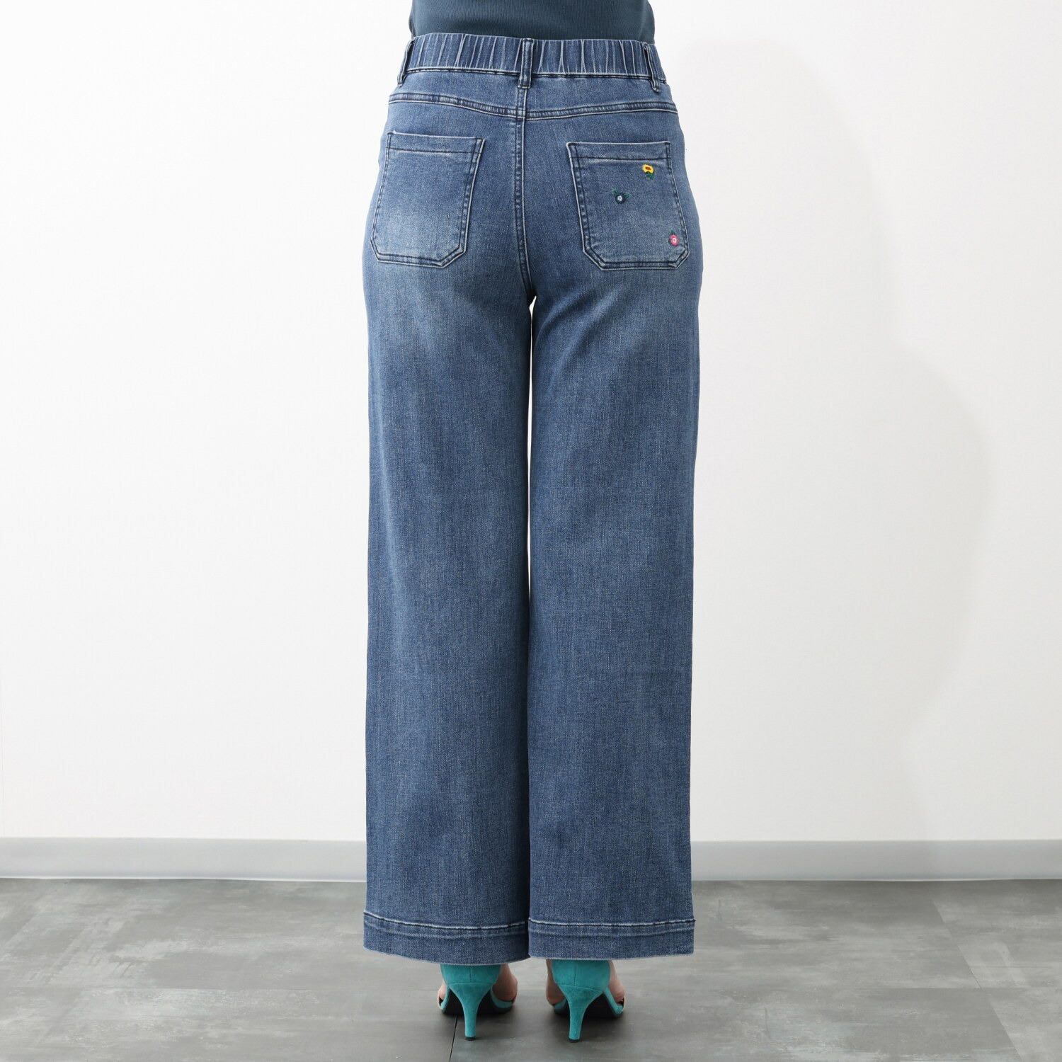 ダジュール フラワー刺しゅう デニムパンツ