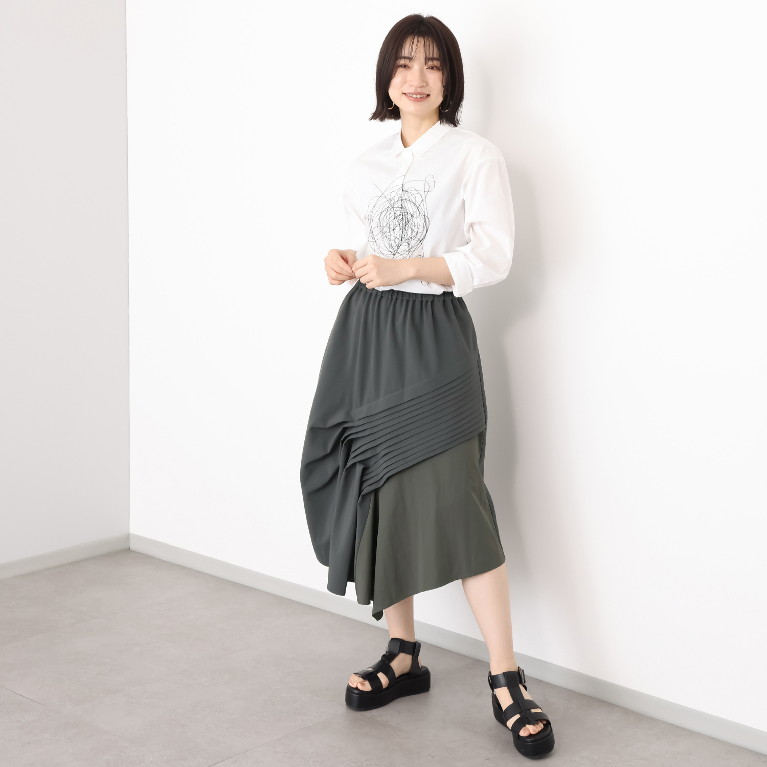 ベルポニー アシンメトリー タックデザイン 異素材切替 デザインスカート