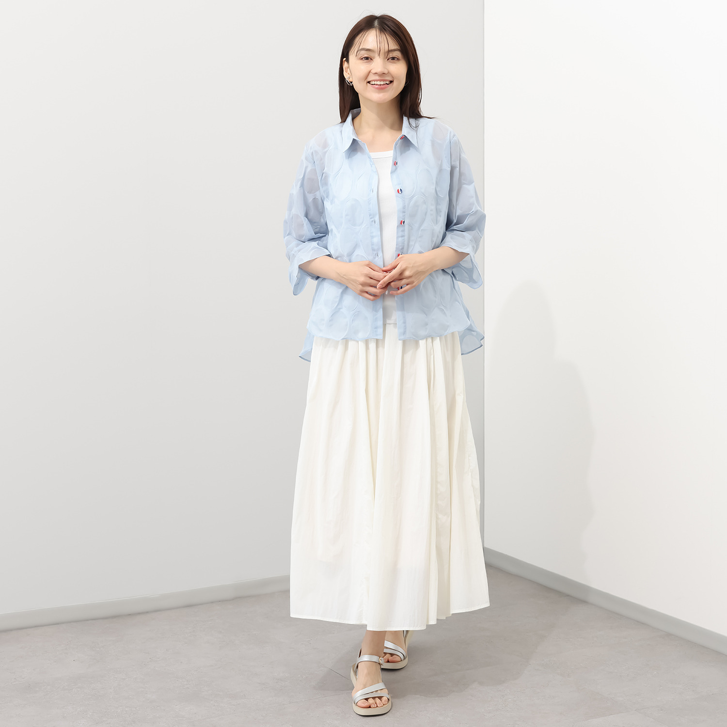 コイビトミサキ 立体ドット 軽やかシアー ブラウス