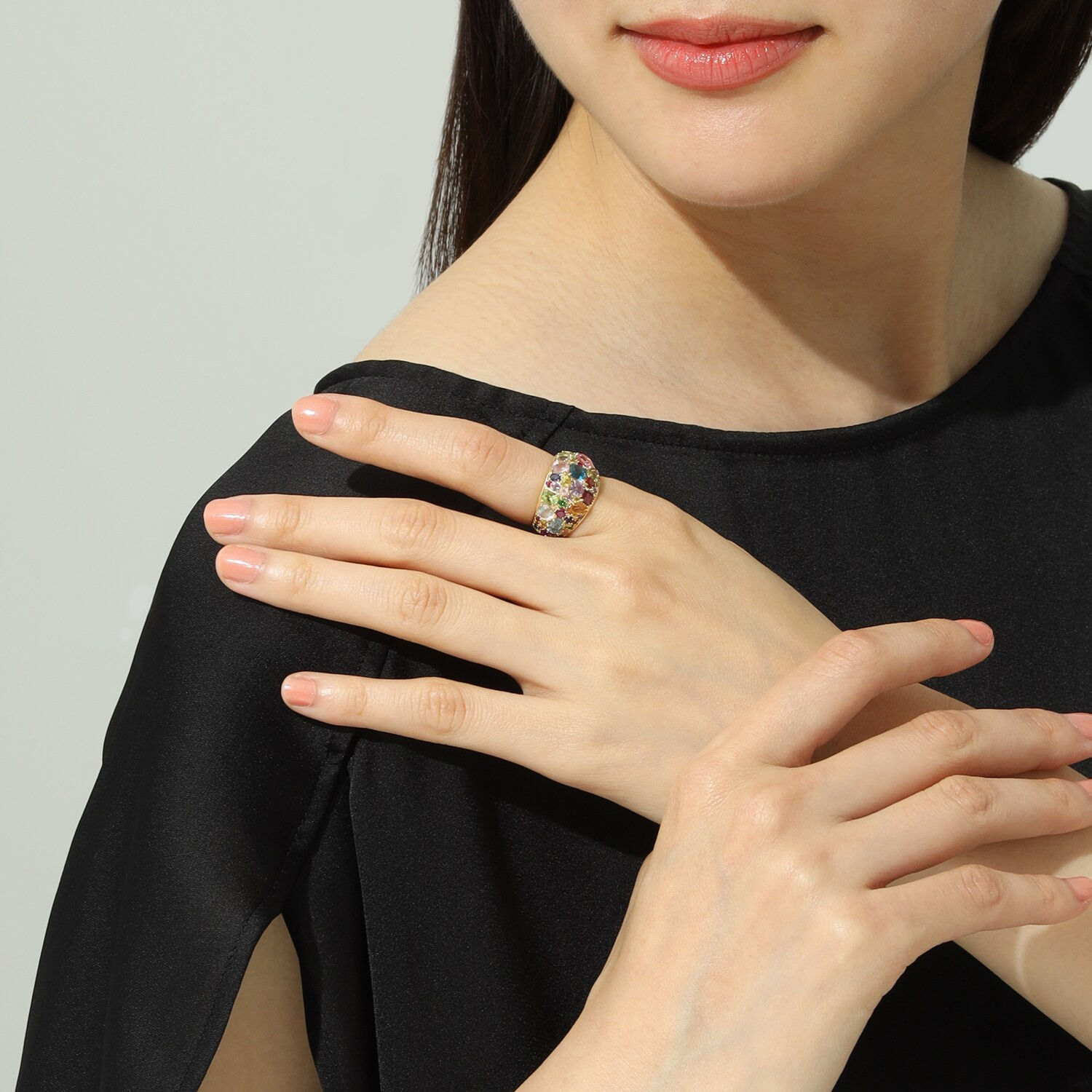 カレイドスコピオ 指先の万華鏡 １８Ｋ マルチカラージェム パヴェリング
