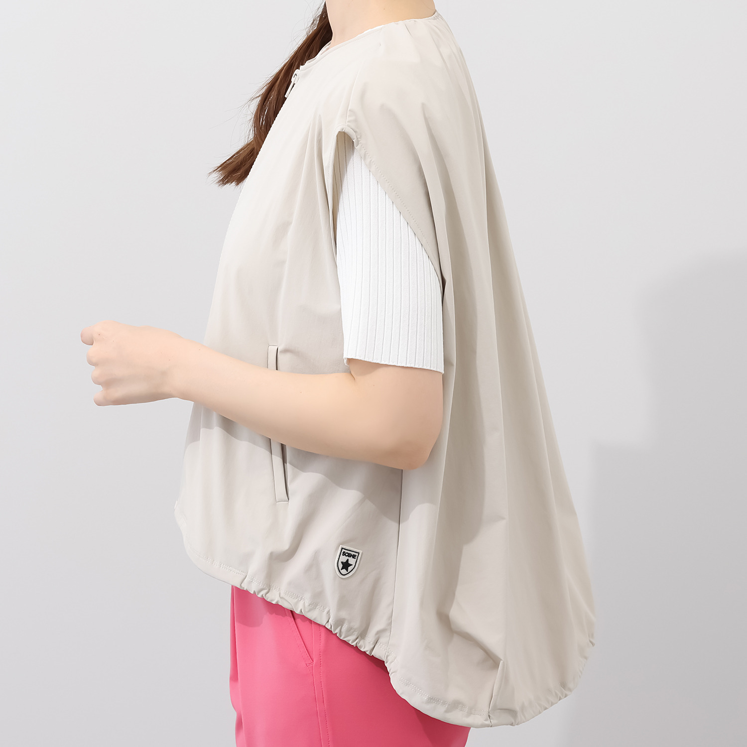シーン サラサラストレッチ バルーンシルエットジレ