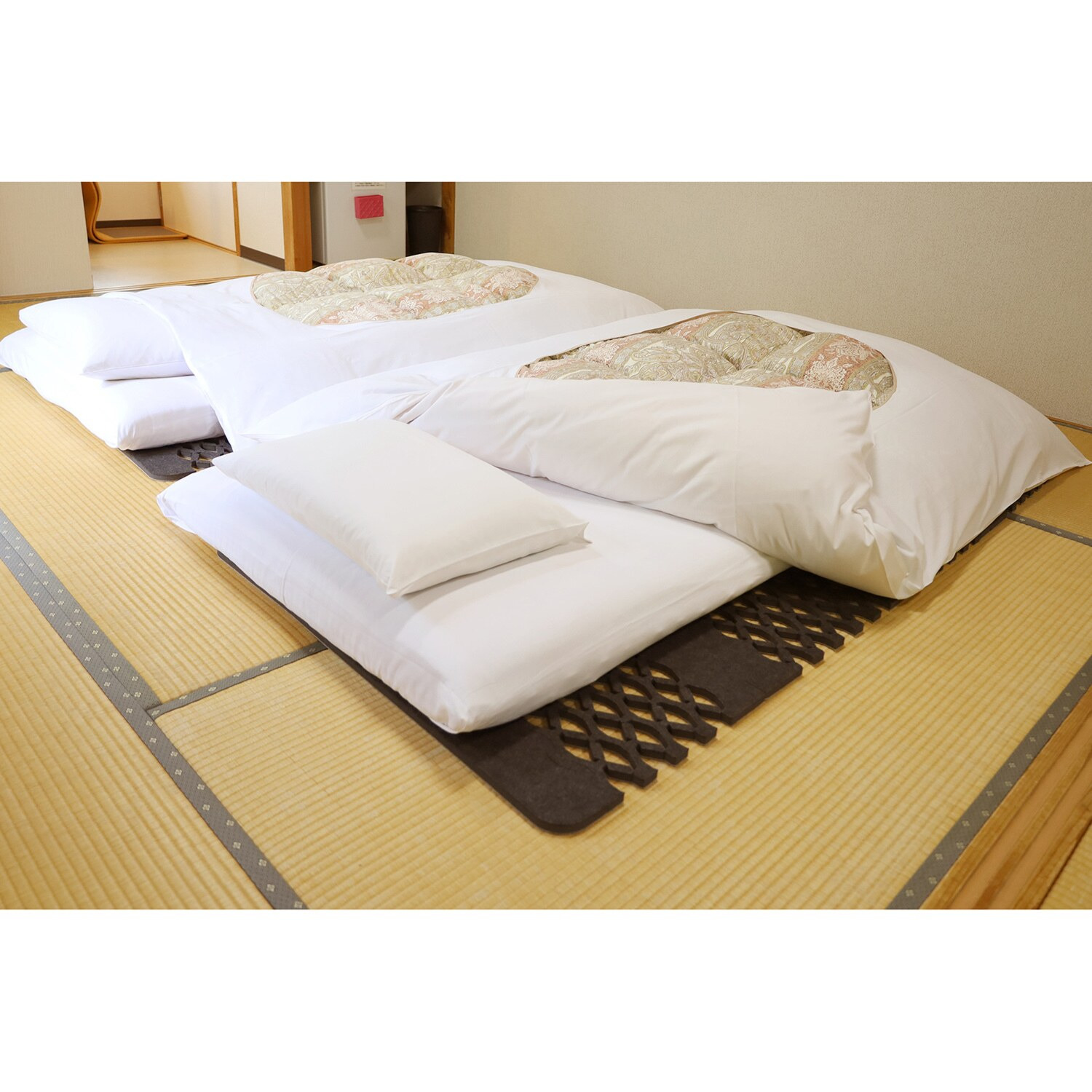紀州備長炭繊維（Ｒ）使用 すのこ型吸湿マット エアジョブ（Ｒ）マックス