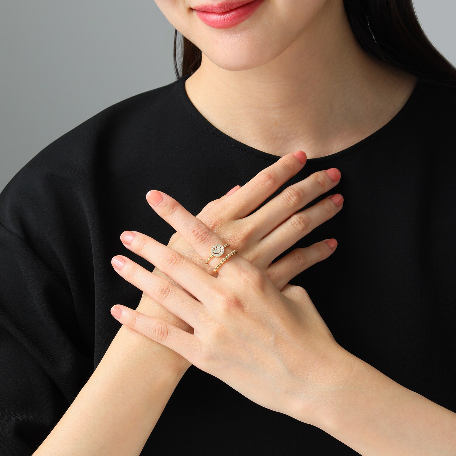 エクラプリュス １８Ｋ ダイヤモンドパヴェ スマイル フレキシブルリング