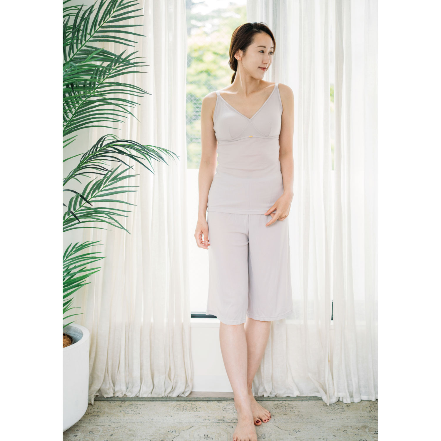 ヘ・エラ 抗菌防臭・接触冷感 サラ凉タッチ 着て簡単にバスト整う！ カップ付キャミソール ２枚セット
