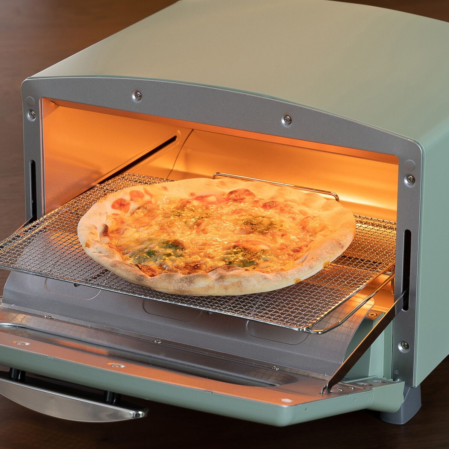 約０．２秒の瞬間発熱 高温で素早く焼き上げる！ アラジン グラファイトトースター 特別セット＜２枚焼き＞