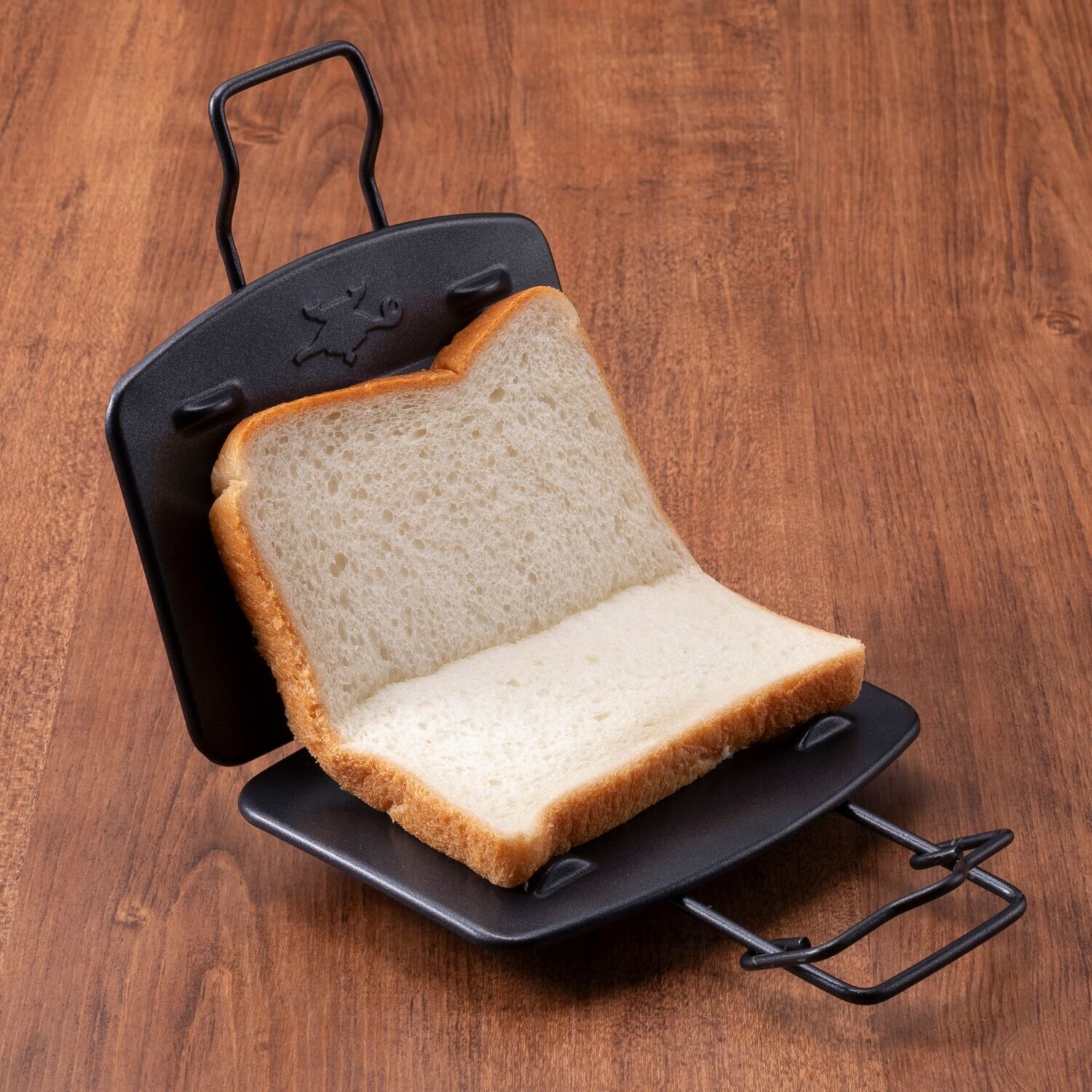 約０．２秒の瞬間発熱 高温で素早く焼き上げる！ アラジン グラファイトトースター 特別セット＜２枚焼き＞