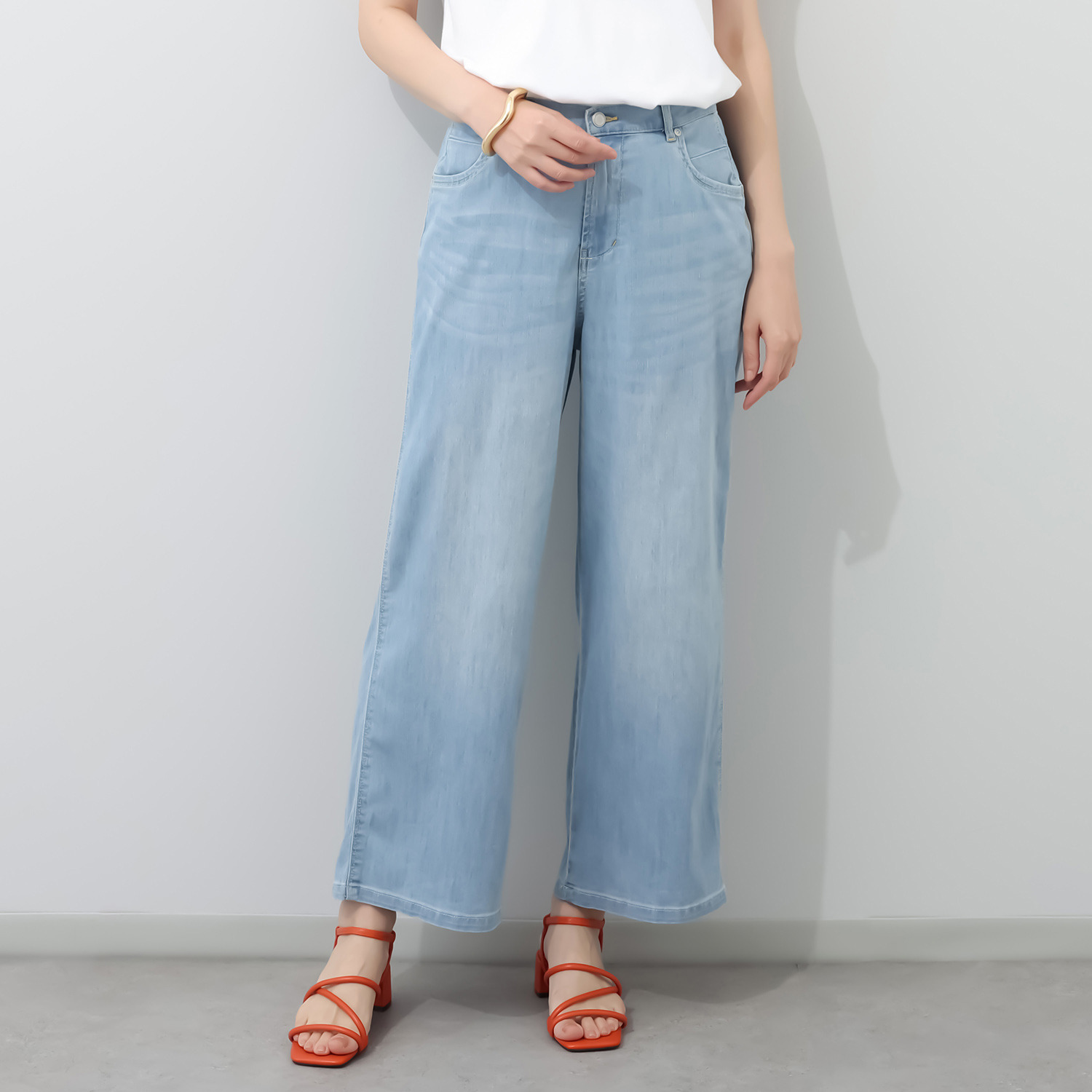 ビヨリー 軽やか・さらっと快適 涼やか木陰デニム ワイドストレートパンツ