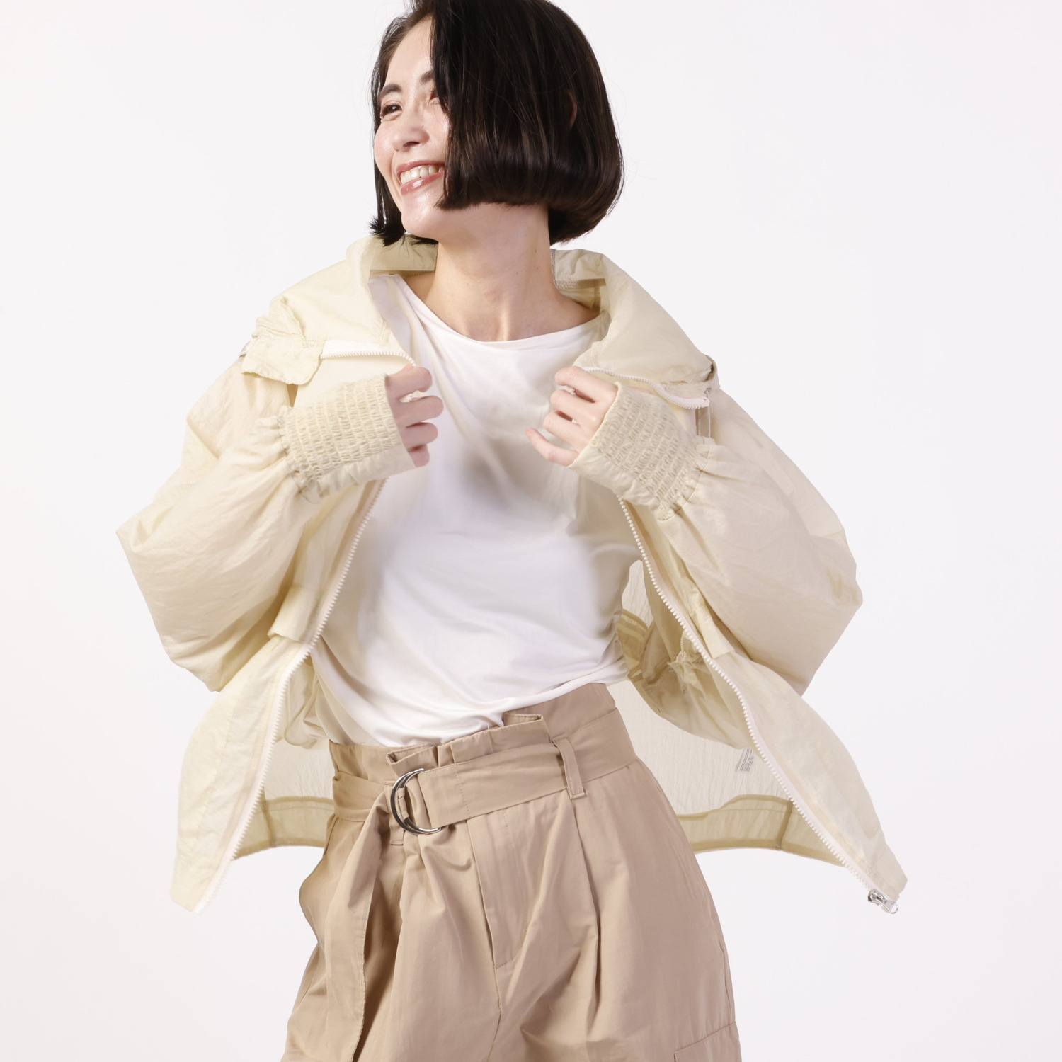 メイドバイスターズ 透けるのに しっかりＵＶカット！ 超軽量！風抜ける！ ふわふわ ポケッタブルパーカー