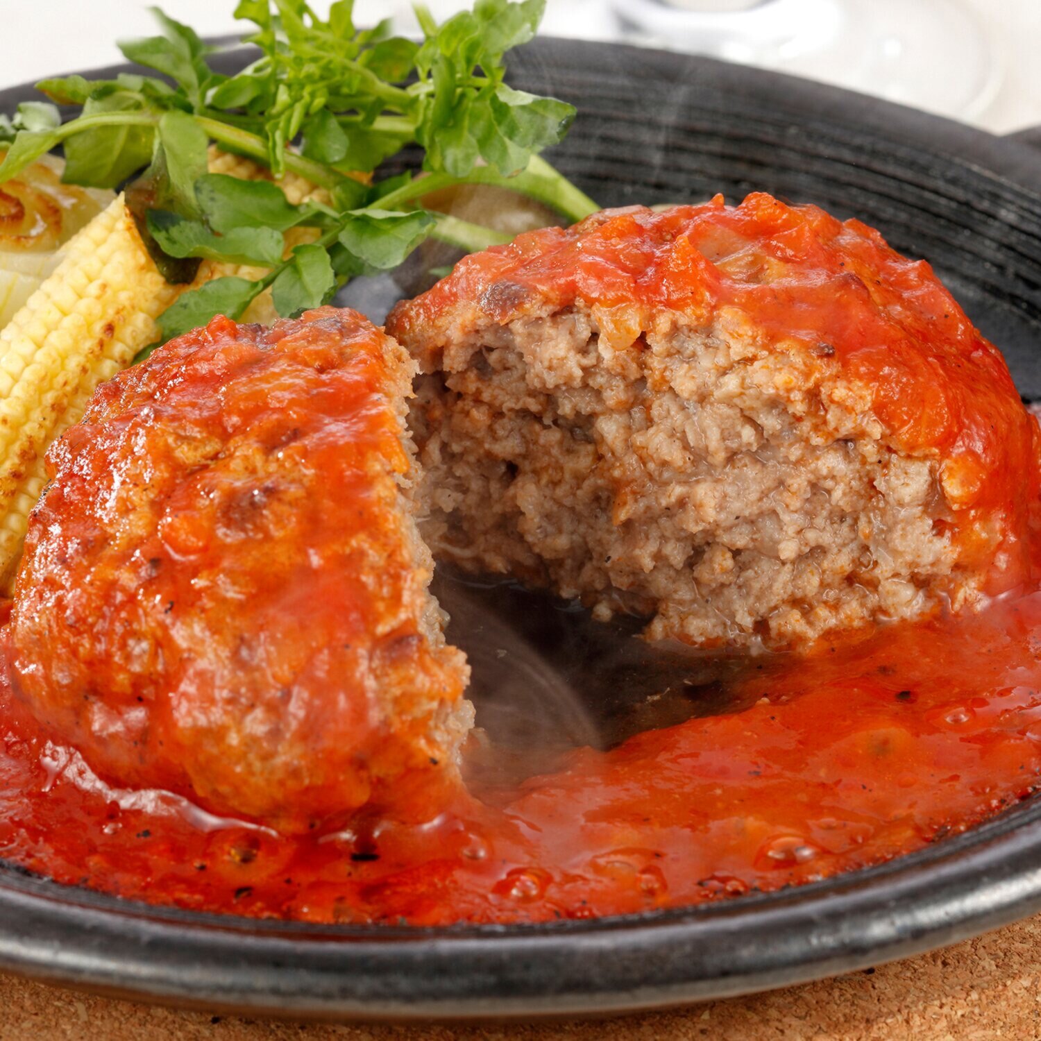 豪華　黒毛和牛！ 銘柄牛で味わう ハンバーグ４ヶ月頒布会