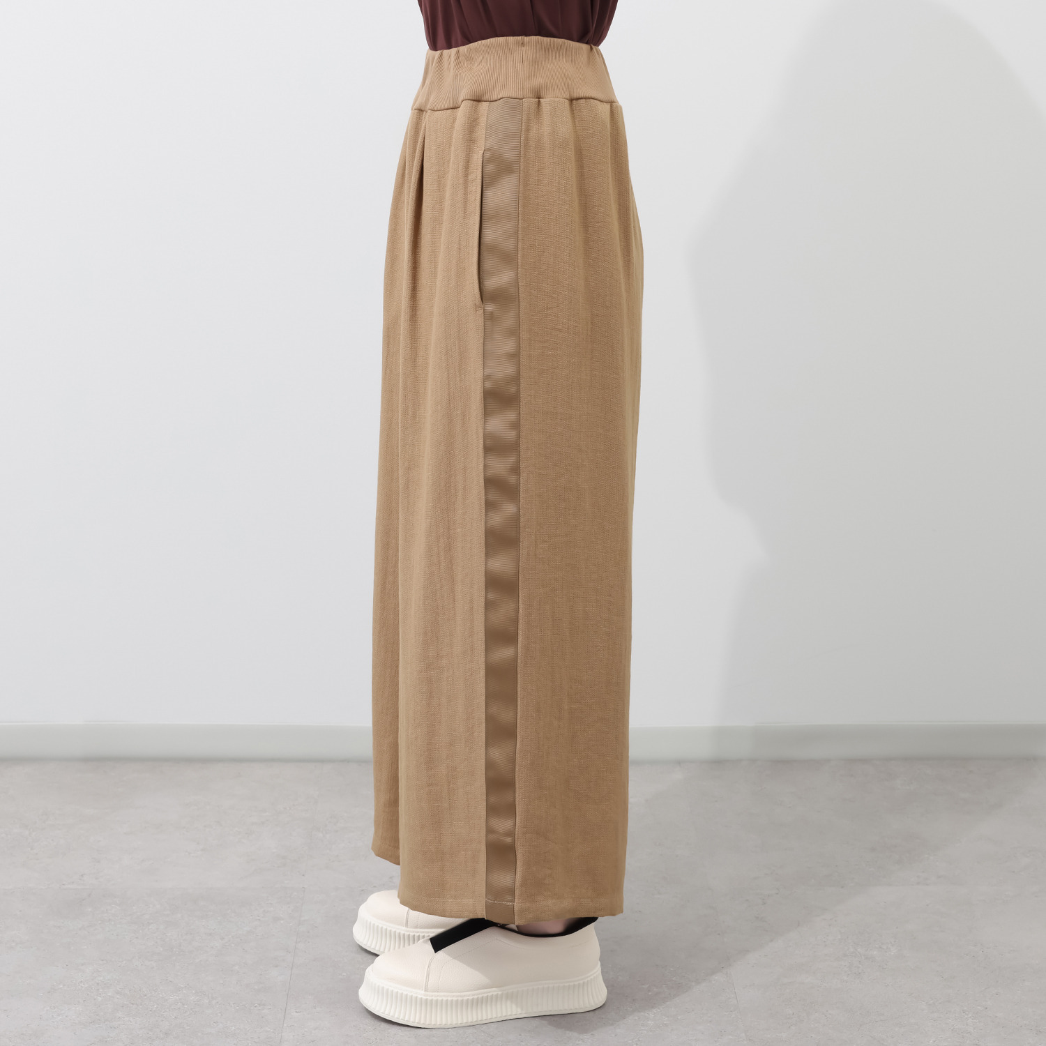 ＯＪＯＵ 下半身に安らぎを 与えてくれる スタイリッシュ パンツ