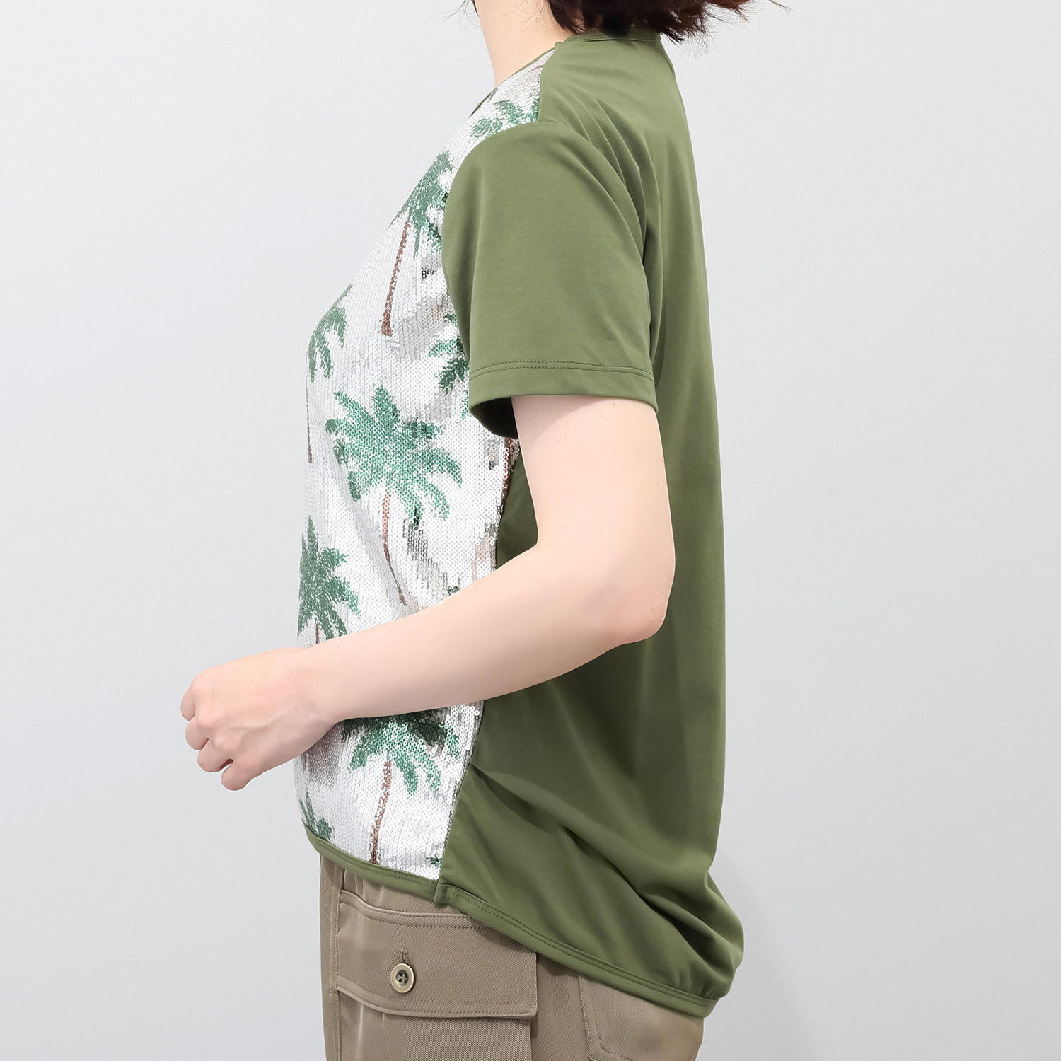 キョウコ　ヒガ 接触冷感 パームツリー柄 スパンコール刺しゅう Ｔシャツ