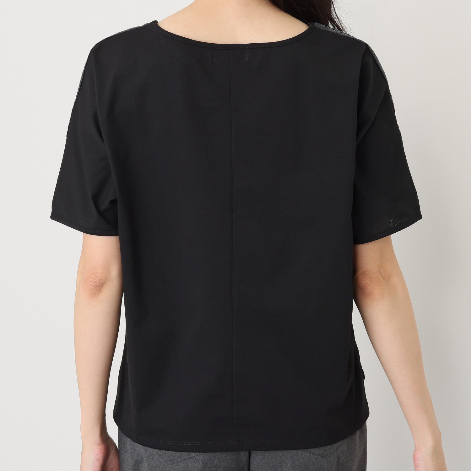 キョウコ　ヒガ ＵＶカット・吸水速乾 サラッと快適 レースアクセント クロップトＴシャツ