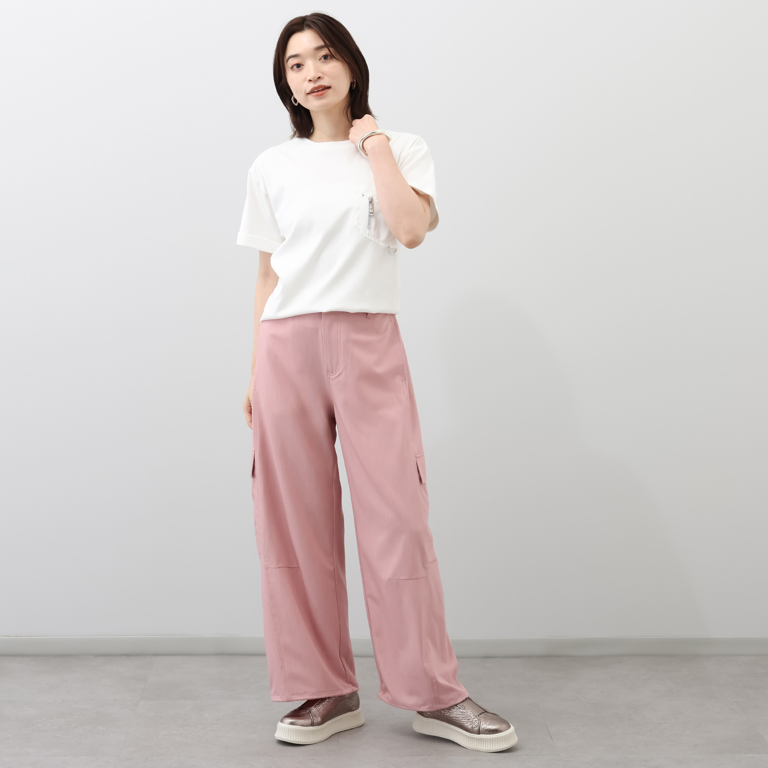 ヘブンアンドアース 接触冷感 ドレープデニム バレルカーゴパンツ