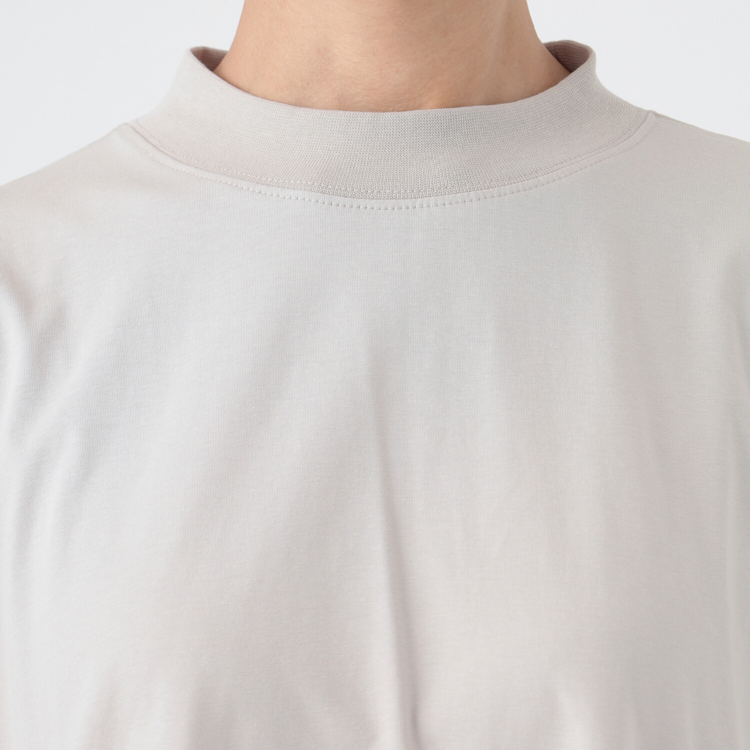 エムエムオー 接触冷感　綿混ベア天竺 ハイネック ドロップショルダー Ｔシャツ