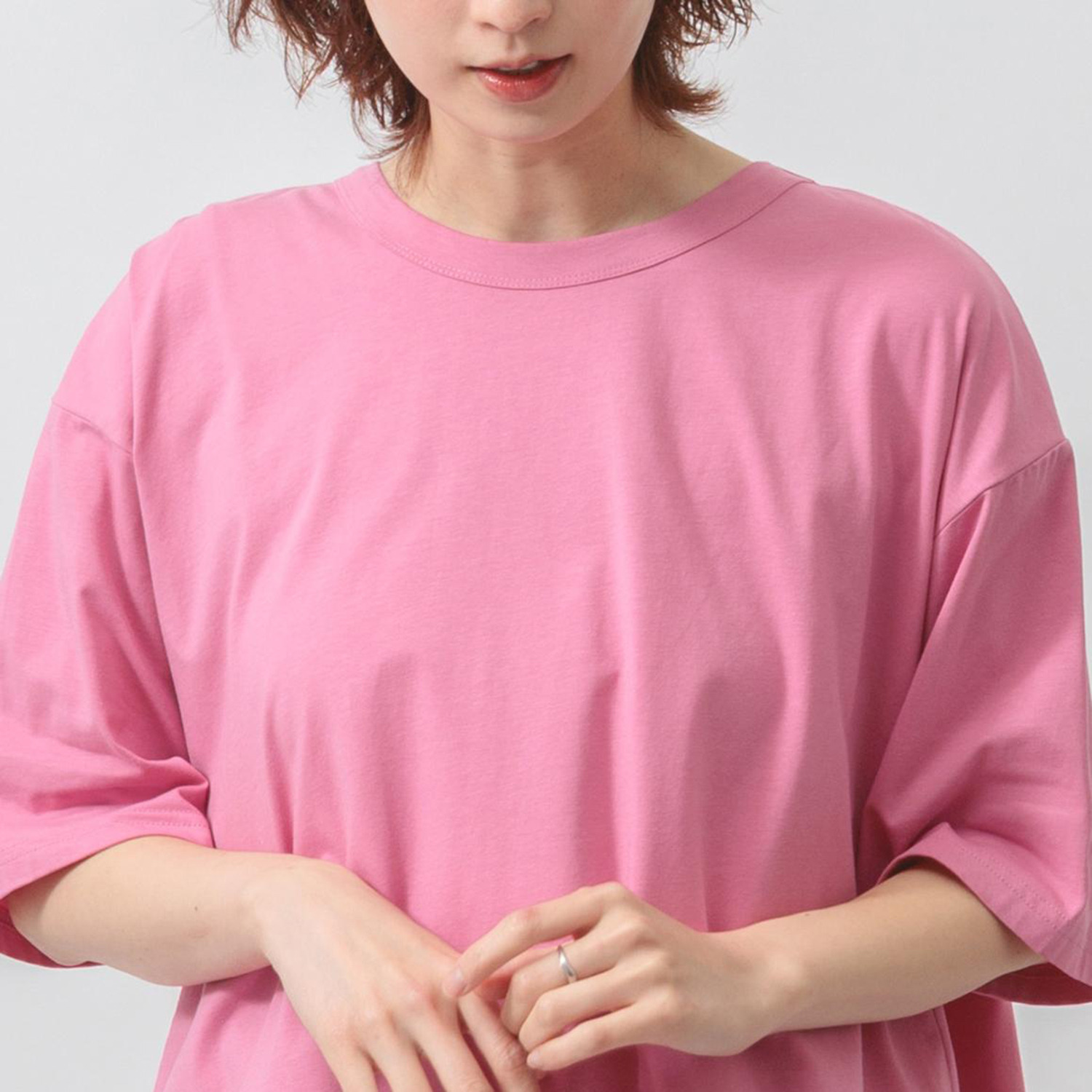 エムエムオー 接触冷感　綿混ベア天竺 バックタックデザイン 五分袖Ｔシャツ