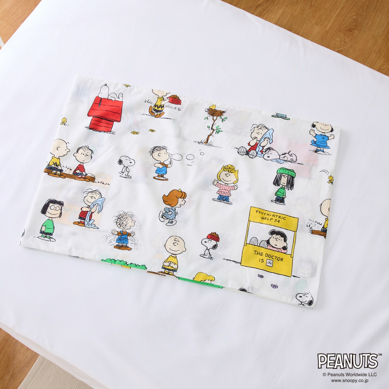 スヌーピー ＰＥＡＮＵＴＳ　ＧＡＮＧ 綿１００％ ピローケース 同色２枚セット